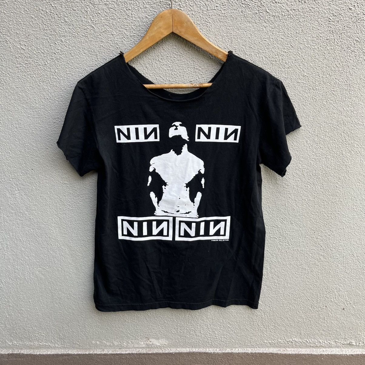 Band Tees Vintage NINE INCH NAILS band tee distressed Size US S / EU 44-46 / 1 - 1 Thumbnail