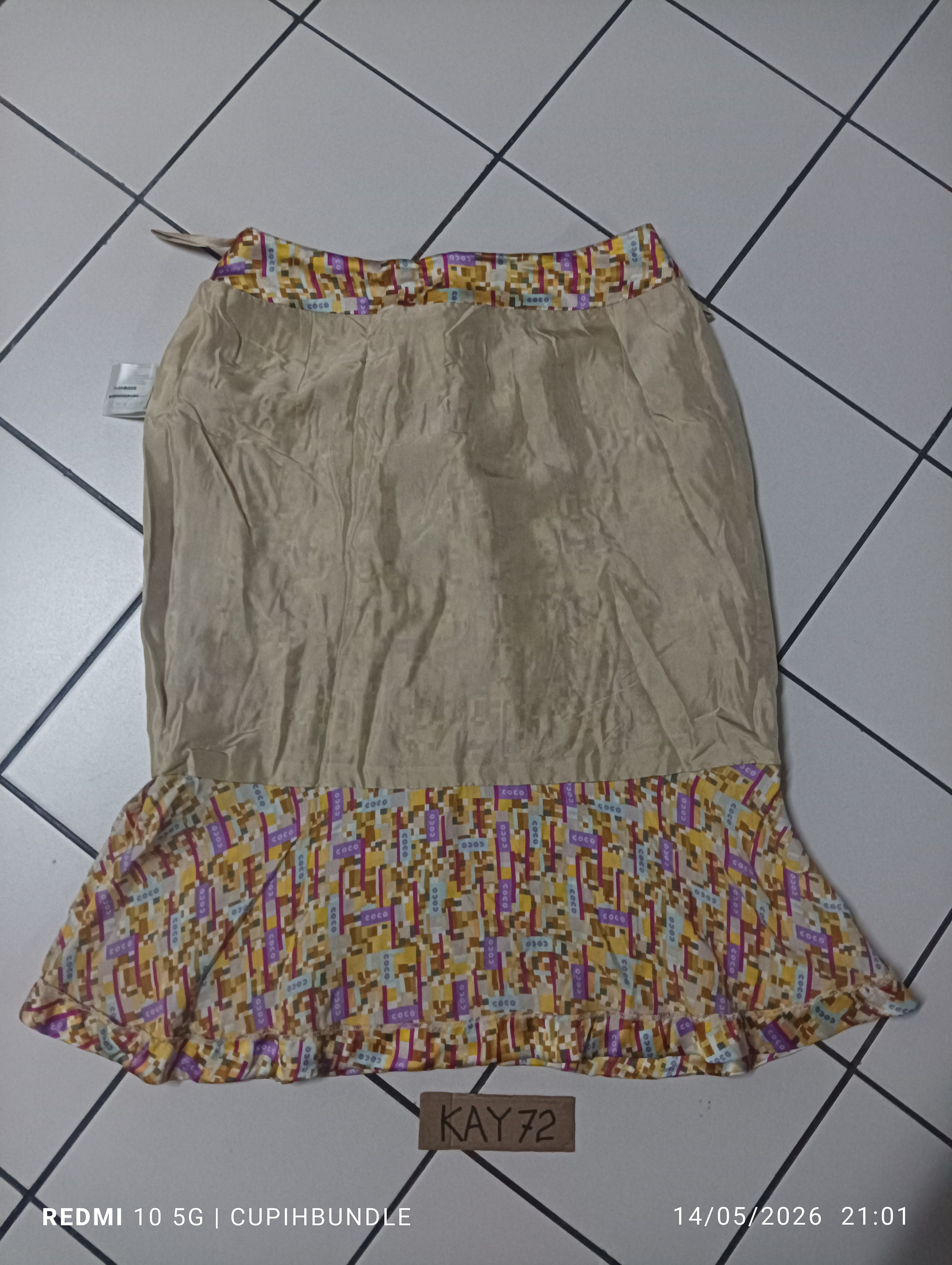 Chanel CHANEL COCO SKIRT FULLPRINT Size 27" / US 4 / IT 40 - 6 Thumbnail