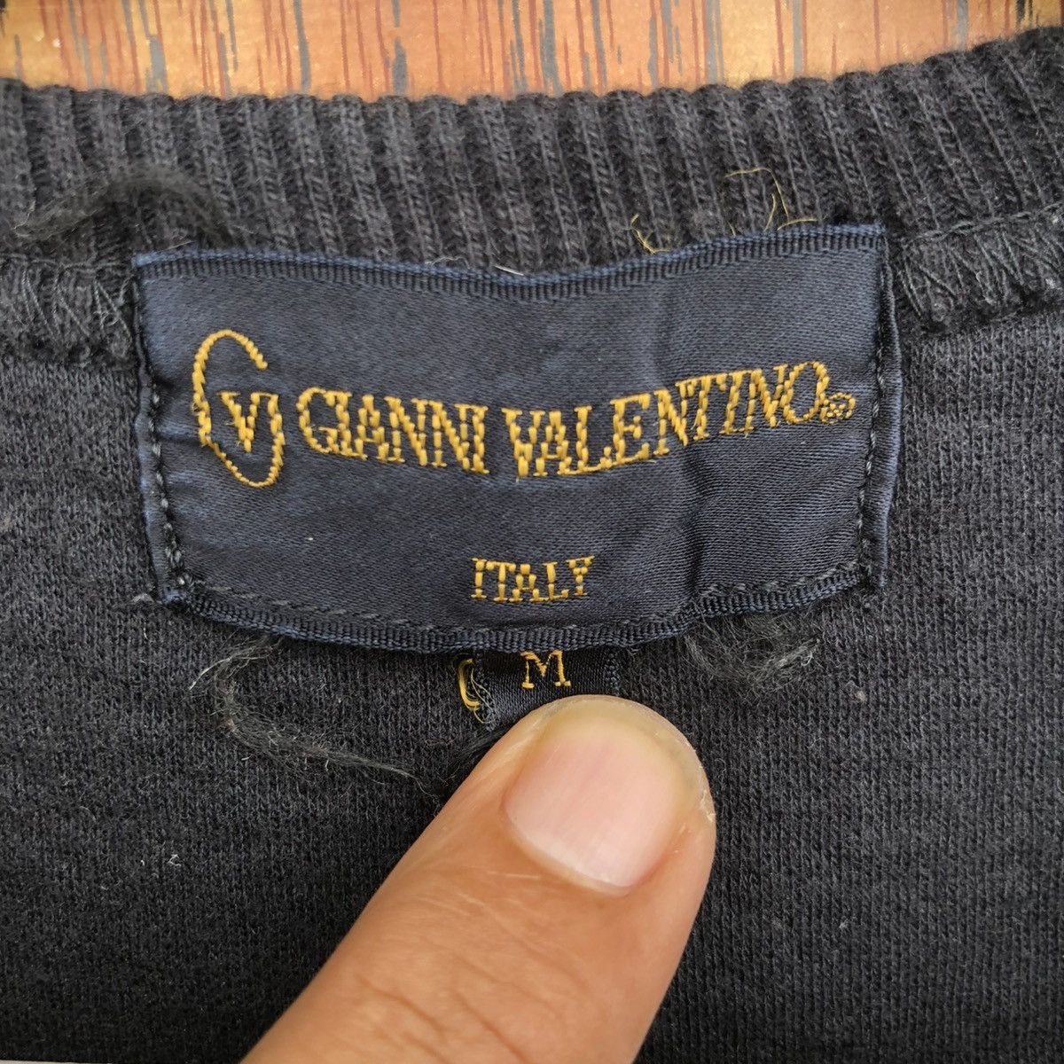Gianni Valentino Vintage Gianni Valentino Italy Sweatshirt Crewneck Size M / US 6-8 / IT 42-44 - 6 Thumbnail