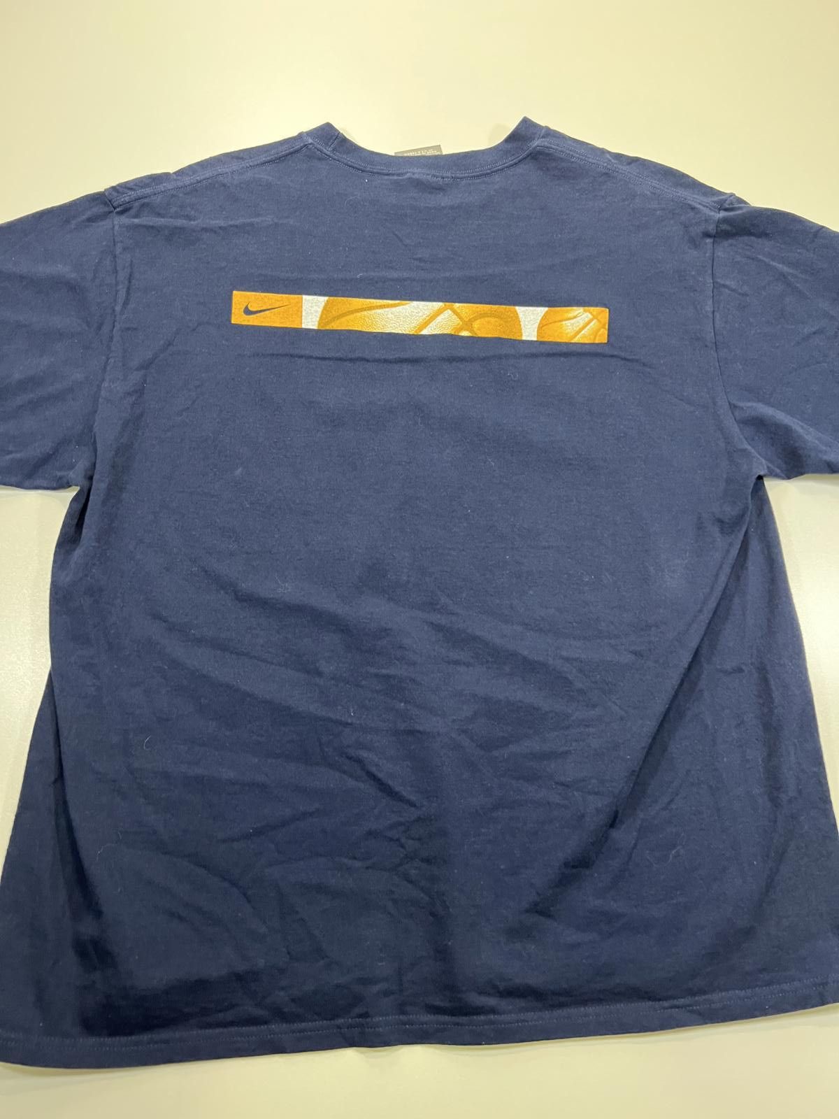 Nike Vintage Nike Basketball Graphic T-Shirt Large Navy Blue Size US L / EU 52-54 / 3 - 8 Thumbnail