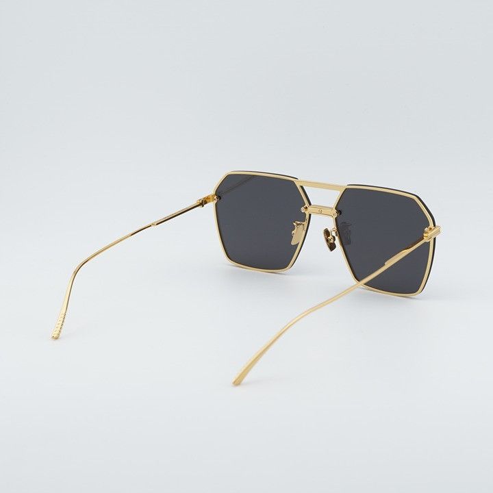 Bottega Veneta Bottega Veneta BV1045S 001 Sunglasses Gold Square Frame Size ONE SIZE - 4 Thumbnail