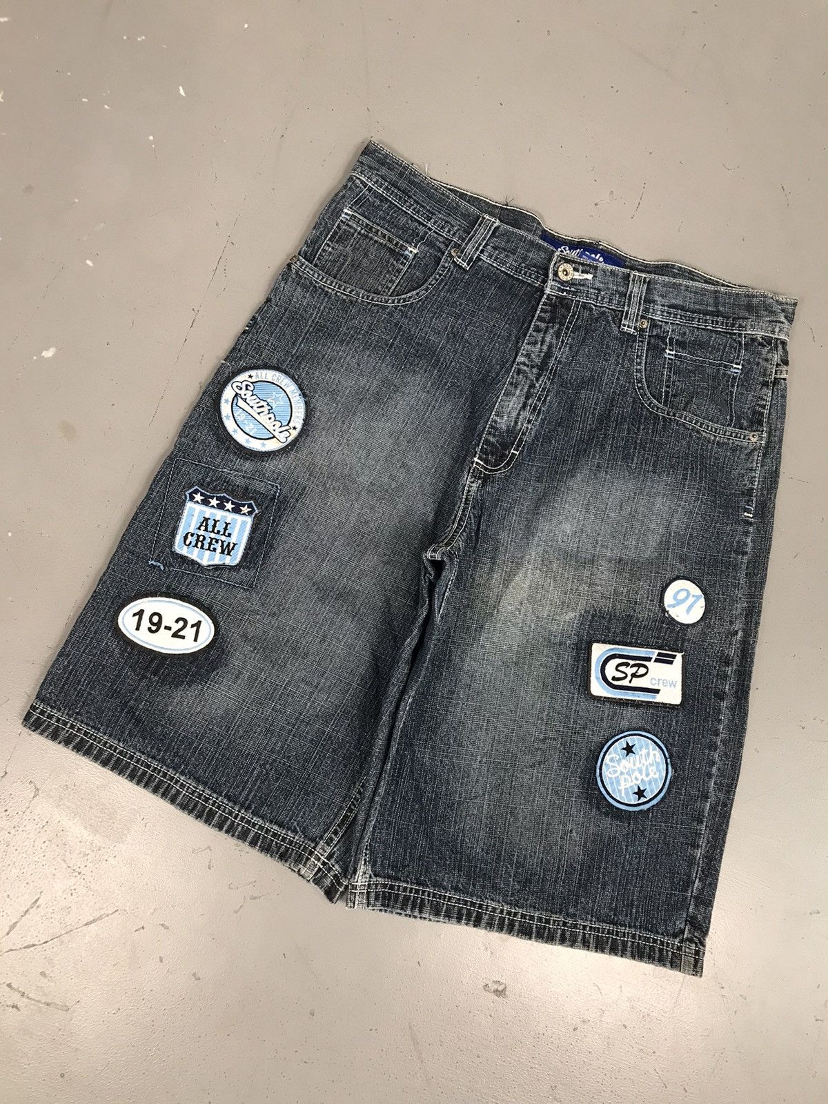 Southpole × Vintage Southpole Patch Work Denim Jorts Size US 36 / EU 52 - 2 Thumbnail