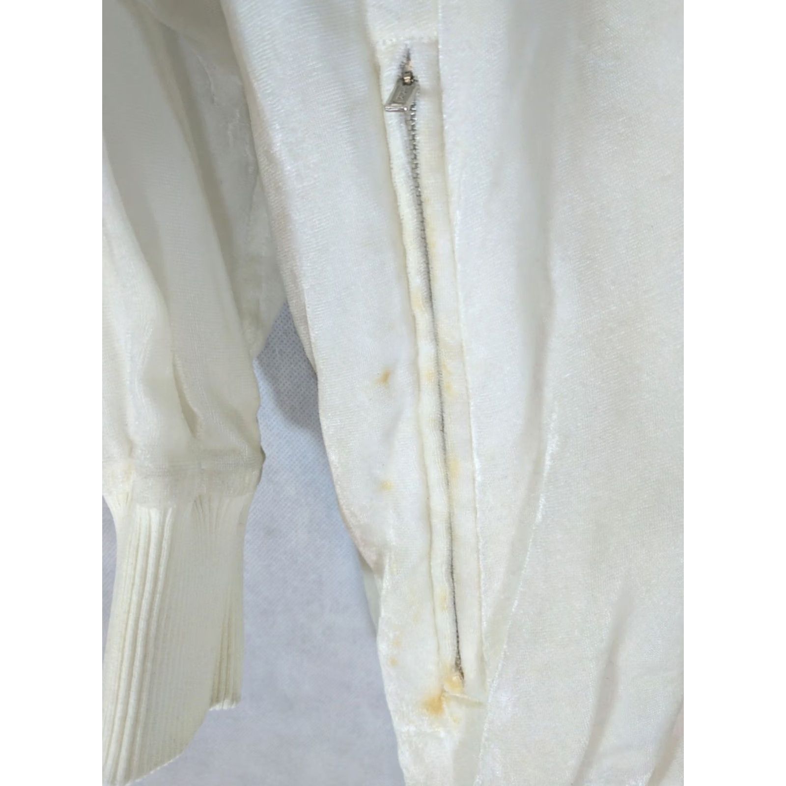 Comme des Garcons Girl VINTAGE Comme des Garcons Long Velour Rayon Track Jacket One Size Men White Track 80s Size US M / EU 48-50 / 2 - 4 Thumbnail