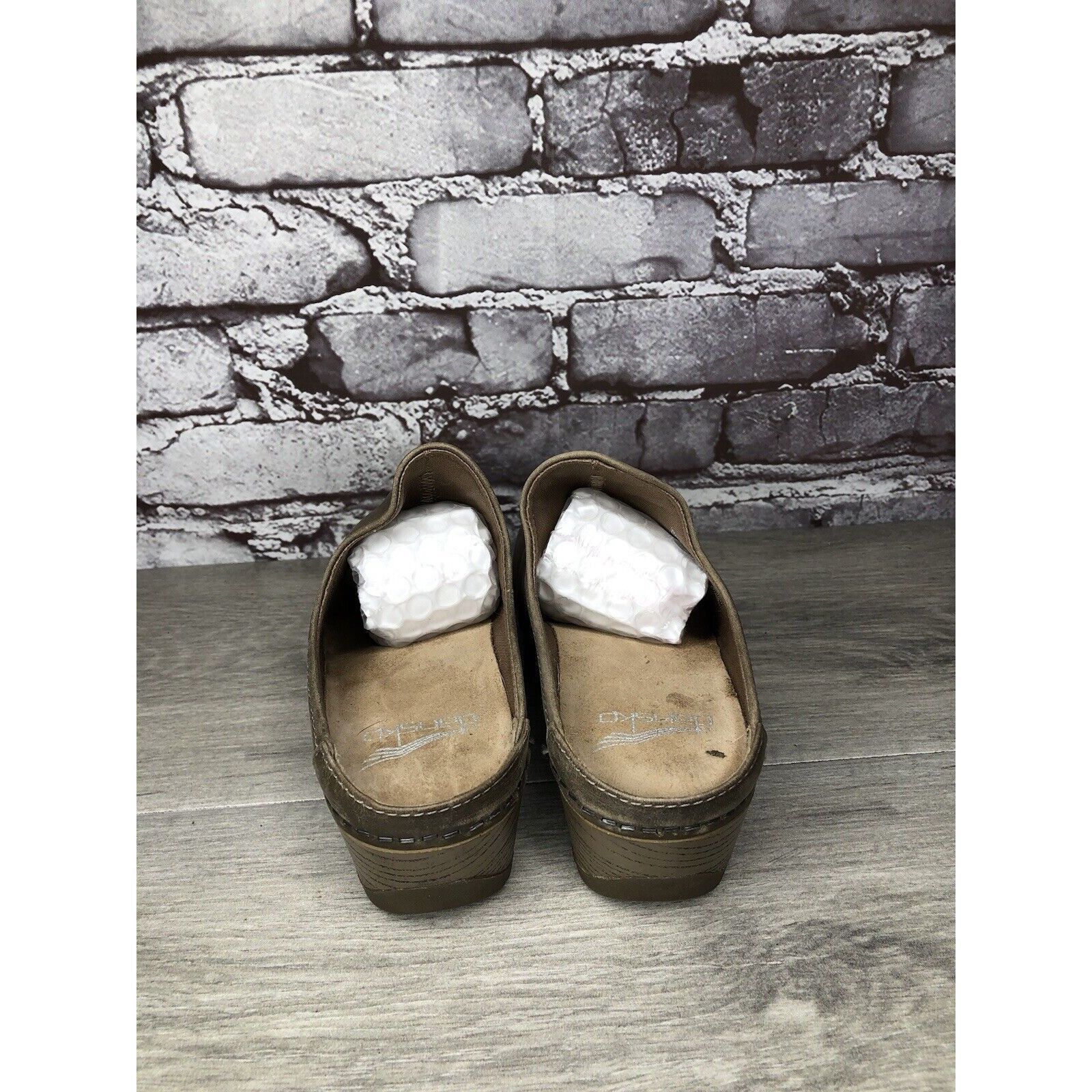 Other Dansko Brown Leather Round Toe Mule Pumps Heel Clogs Shoes Size US 6 / IT 36 - 4 Thumbnail
