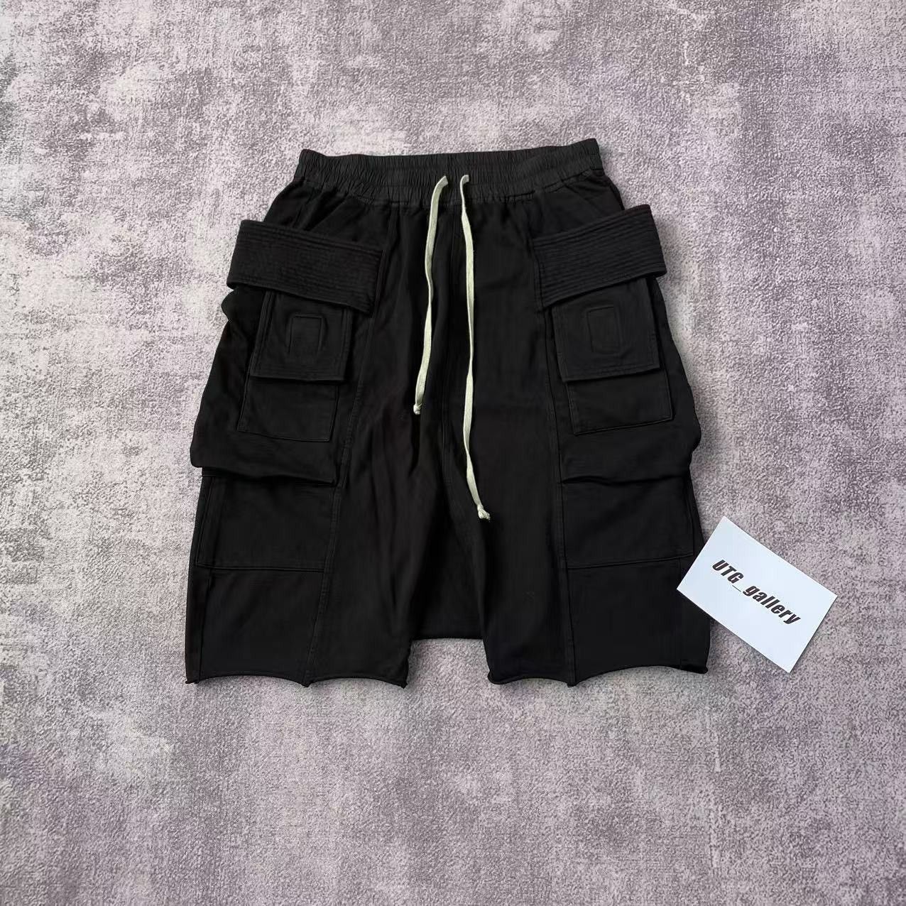 Rick owens 22SS cargo pods TE サイズ50 RICK OWENS CARGO PODS SHORTS BLACK Zipper Drawstring Tecuatl