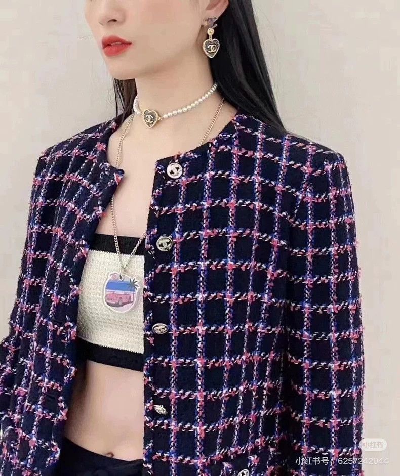 Chanel Chanel 24p purple plaid rhinestone buckle tweed jacket 2504 Size XS / US 0-2 / IT 36-38 - 6 Thumbnail
