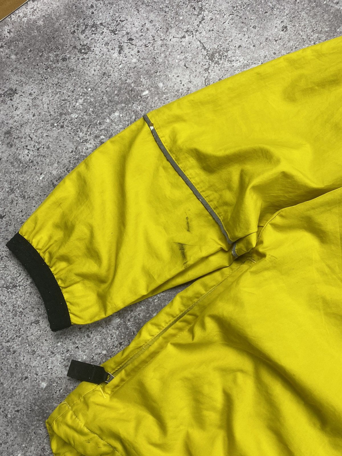 Nike × Vintage Vintage Nike track jacket reflective line size L logo Size US L / EU 52-54 / 3 - 3 Thumbnail