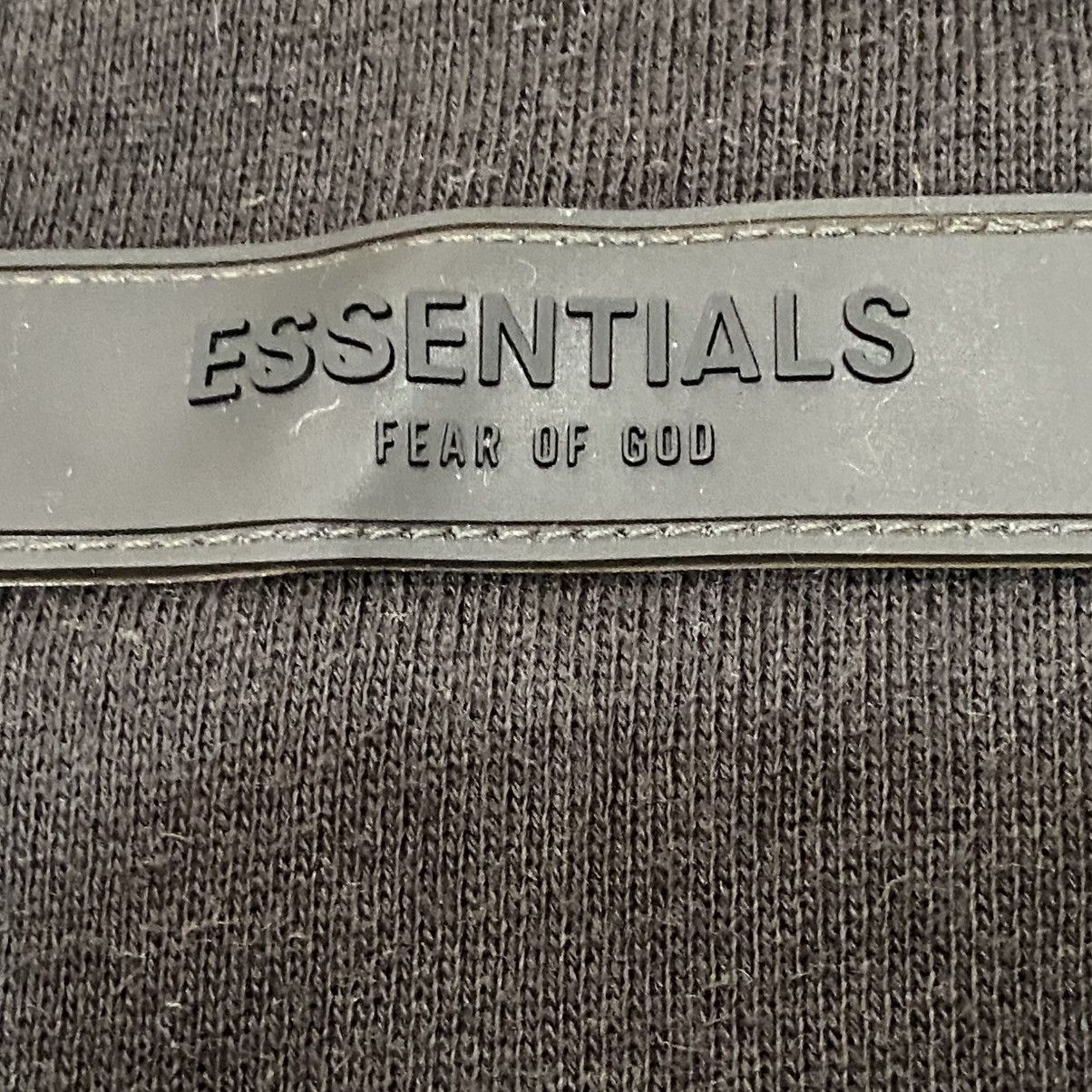 Fear of God Fear of God Essentials Crewneck Sweatshirt Size US S / EU 44-46 / 1 - 13 Thumbnail