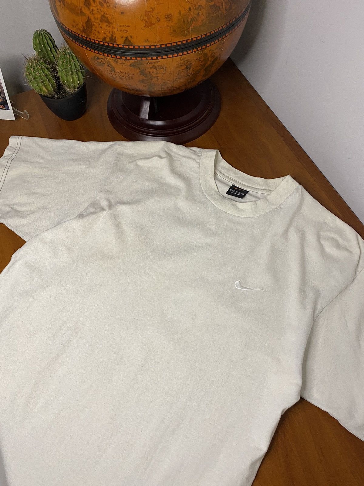 Nike Vintage Black Tag 90s Nike Small Swoosh Basic Wased Tee Size US M / EU 48-50 / 2 - 2 Thumbnail