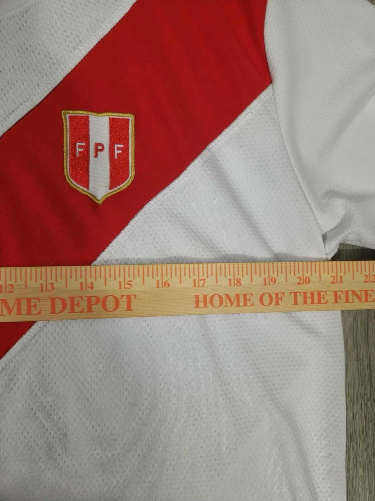 Other Peru National Team Umbro FIFA World Cup 2018 Farfan #10 #5 Size ONE SIZE - 3 Thumbnail