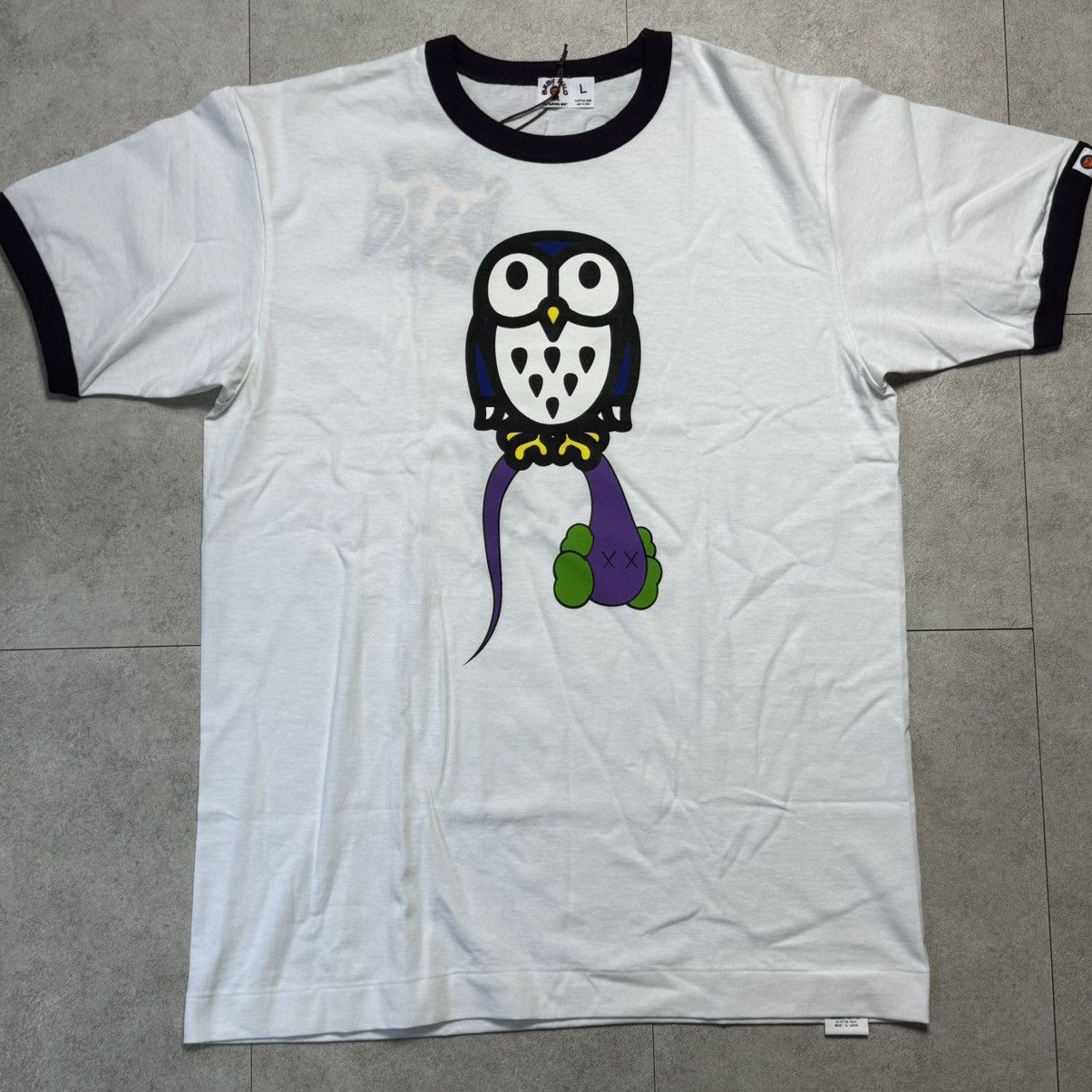 Bape × Kaws DS Bape x Kaws Owl Print Tee Size US L / EU 52-54 / 3 - 1 Thumbnail