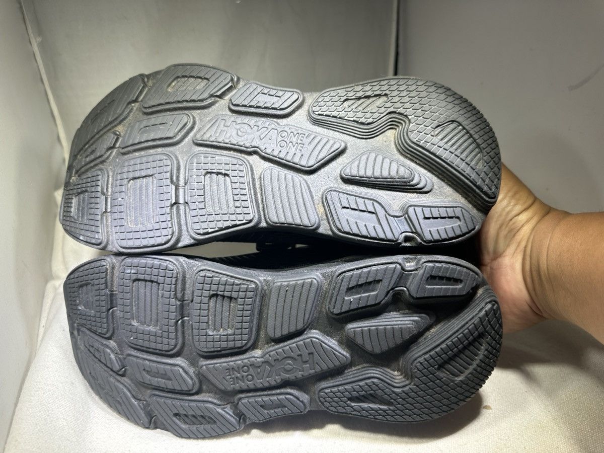 Hoka PreOwned Hoka Bondi 7 Triple Black Running Shoes Women's 8.5 Size US 8.5 / IT 38.5 - 5 Thumbnail
