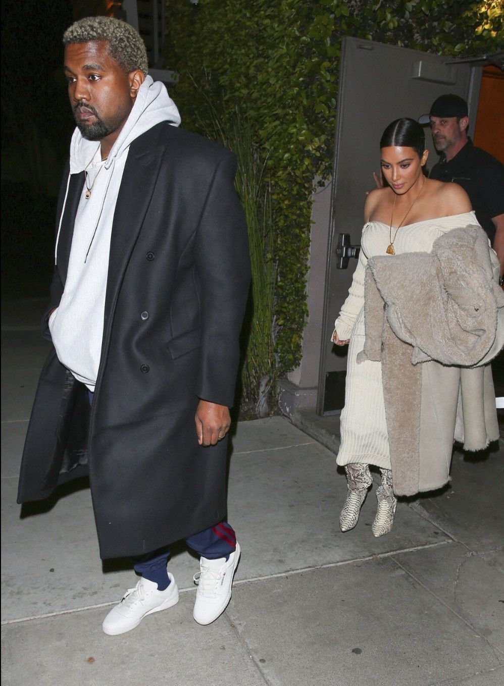 Vetements Vetements 2017 Transforming Oversized Steroid Coat, Medium Size US L / EU 52-54 / 3 - 14 Thumbnail