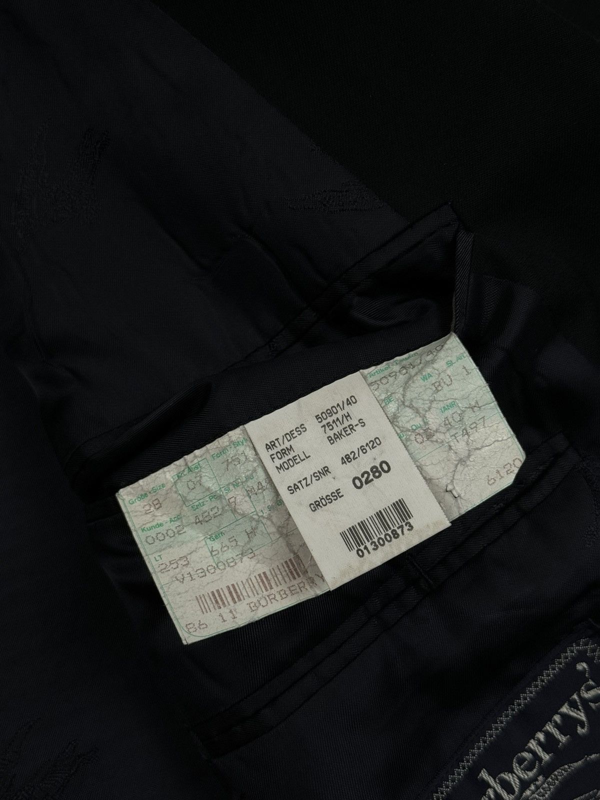 Burberry Vintage wool navy blazer Burberry original luxury item Size 54L - 4 Thumbnail