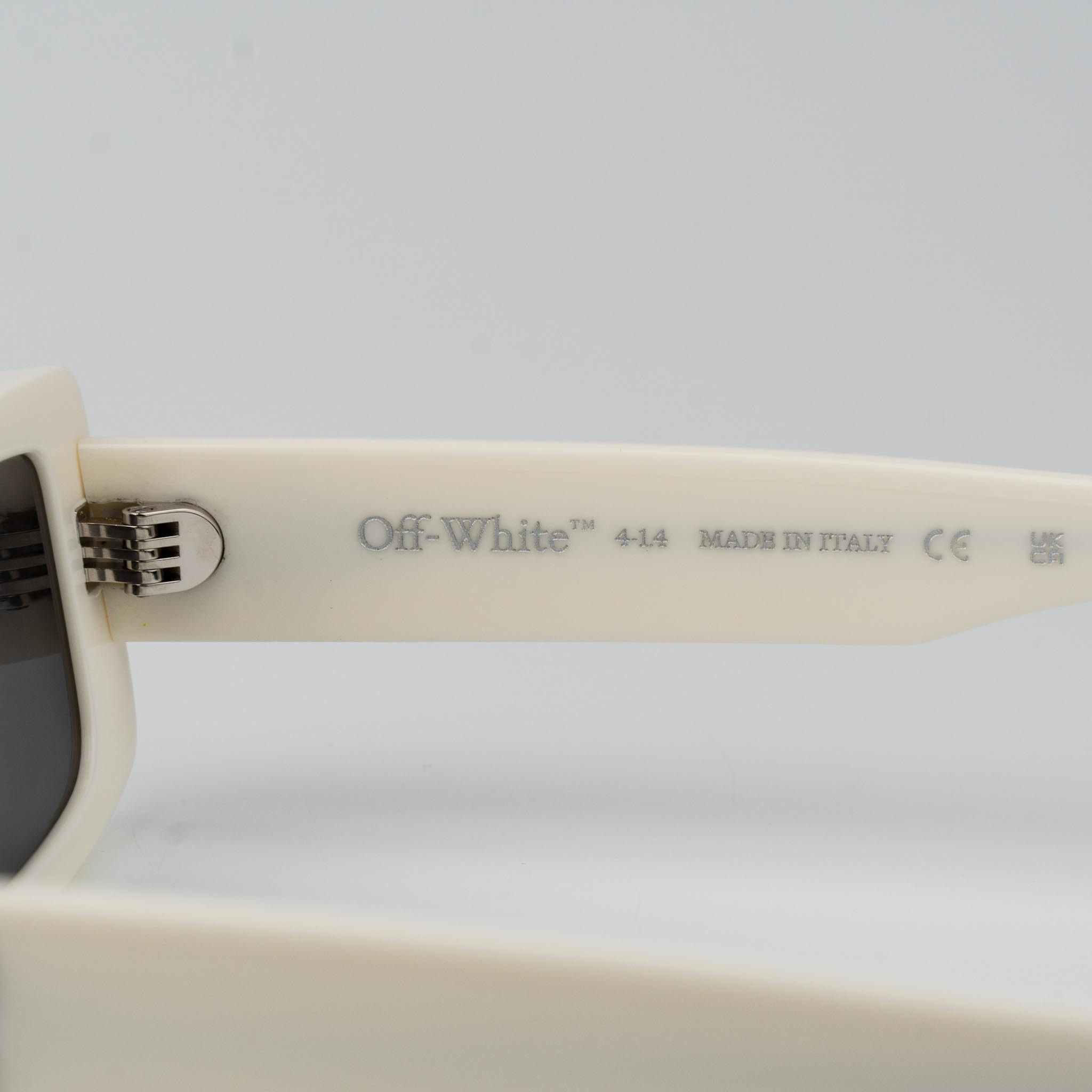 Off-White Off-White ARTHUR Women Sunglasses OERI127 0107 NEW AUTHENTIC Size ONE SIZE - 8 Thumbnail