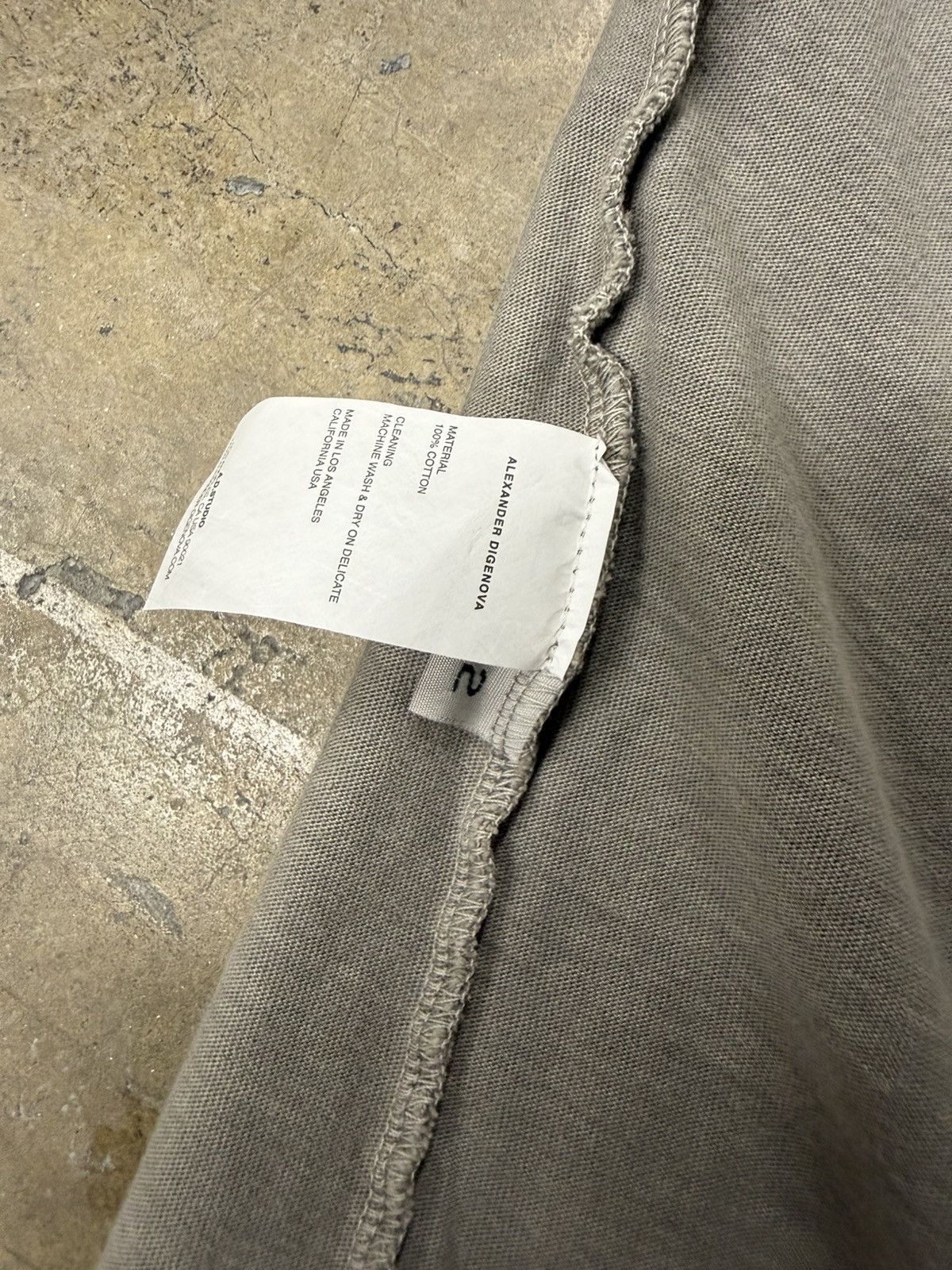 ALEXANDER DIGENOVA Alexander Digenova Grey Bleach Tee Size US L / EU 52-54 / 3 - 3 Thumbnail