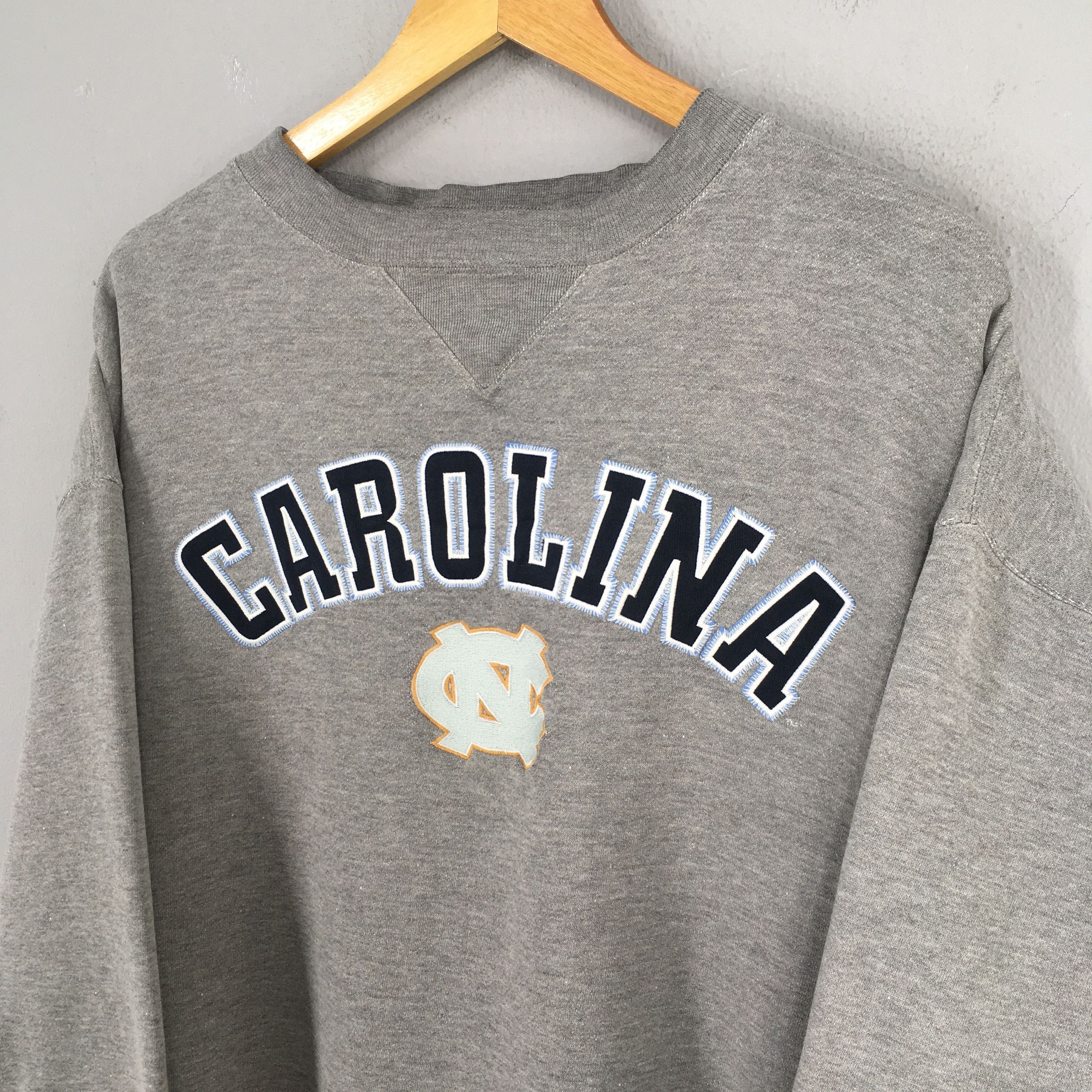 Other Vintage North Carolina Tar Heels Sweatshirt Large Size US L / EU 52-54 / 3 - 3 Thumbnail