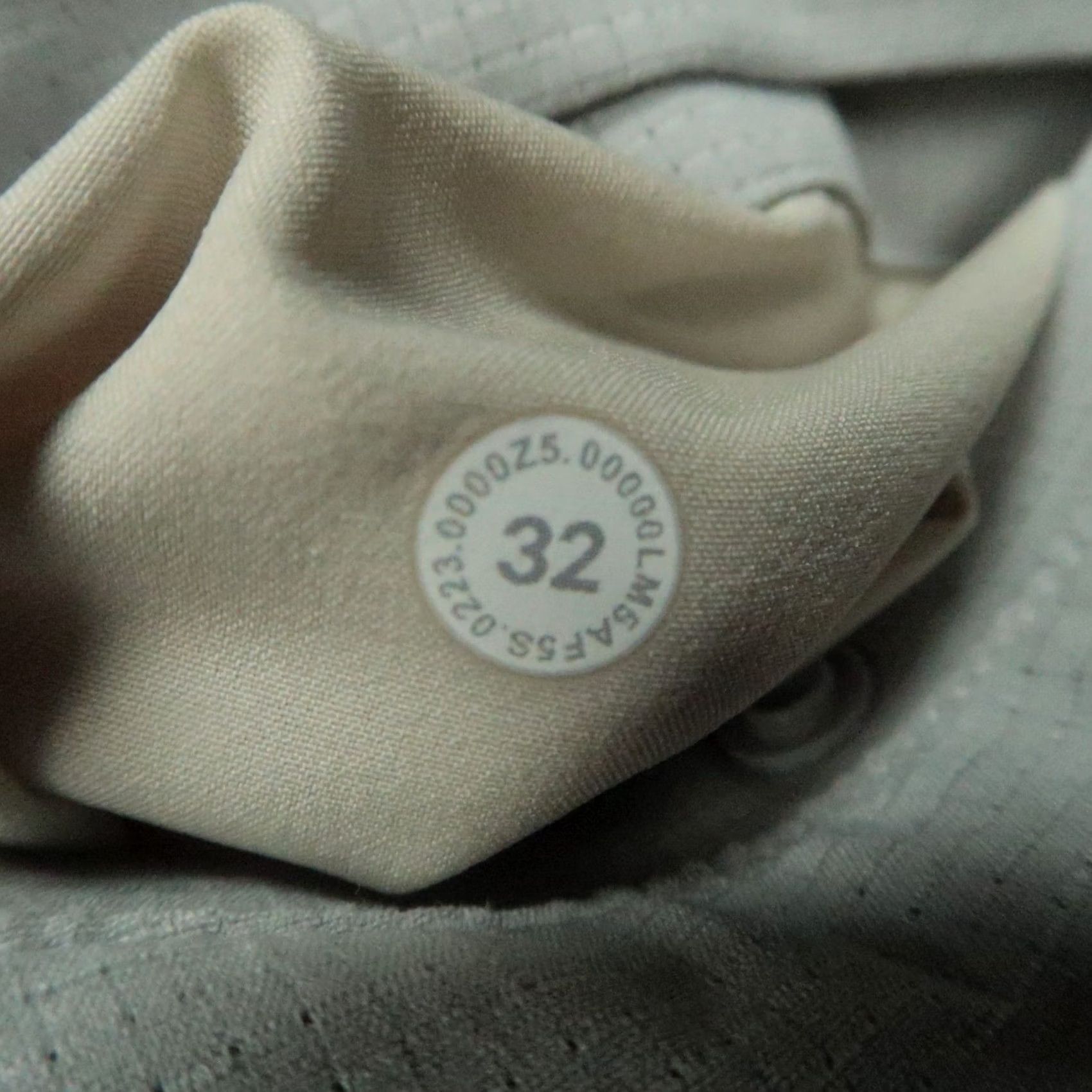 Lululemon Lululemon Pants Mens 32 Gray Men 32x32 Commission Slim Fit Ventlight Zip Pocket Size US 32 / EU 48 - 6 Thumbnail