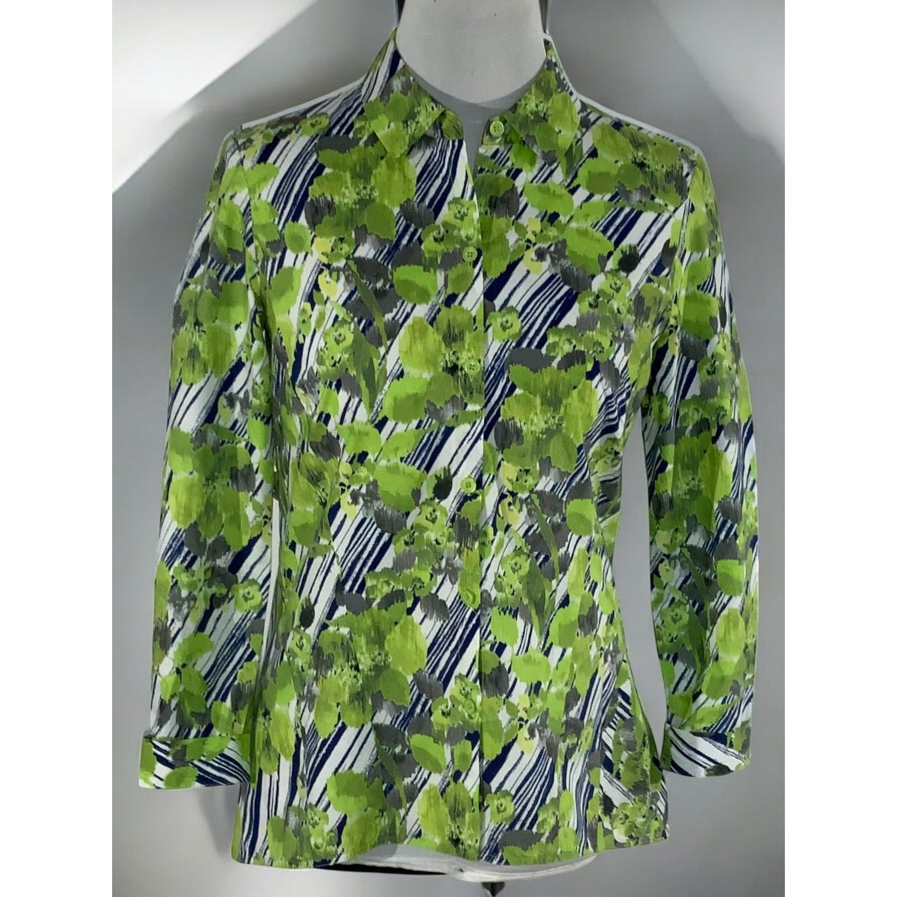 Lafayette 148 Lafayette 148 New York Blouse Green Blue Floral Print 4 Size S / US 4 / IT 40 - 8 Thumbnail
