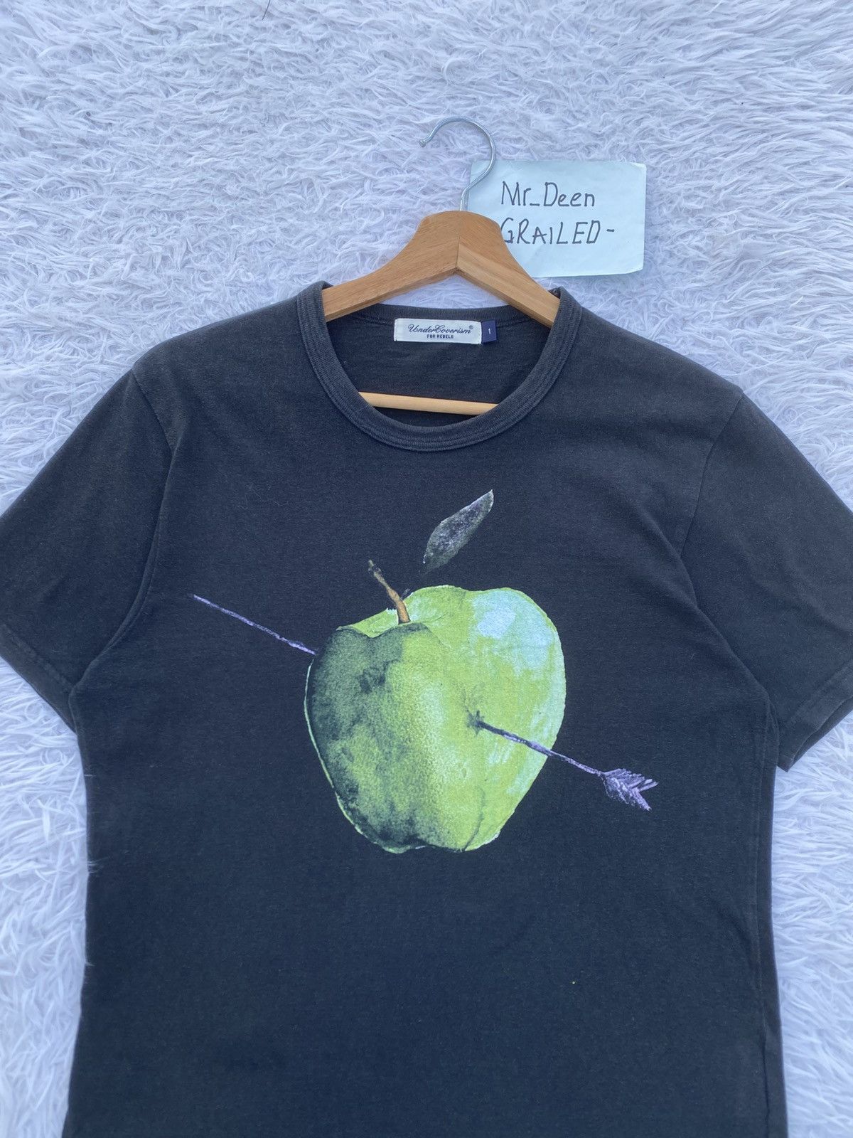 Undercover Rare Vintage Undercover Target Green Apple Tshirt Size US S / EU 44-46 / 1 - 6 Thumbnail