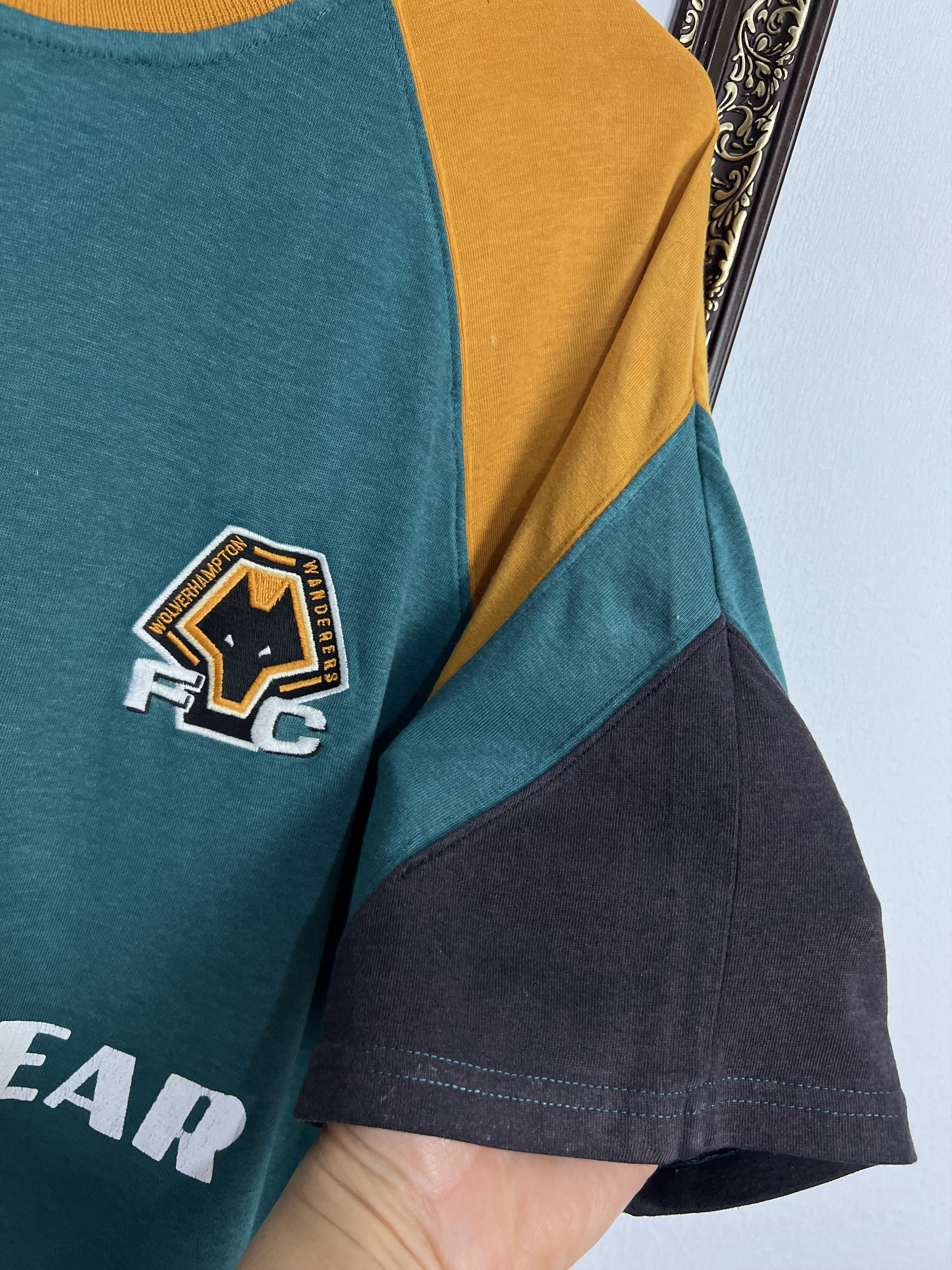 Puma Wolverhampton Wanderers Wolves Football Train Shirts Jersey Size US L / EU 52-54 / 3 - 4 Thumbnail