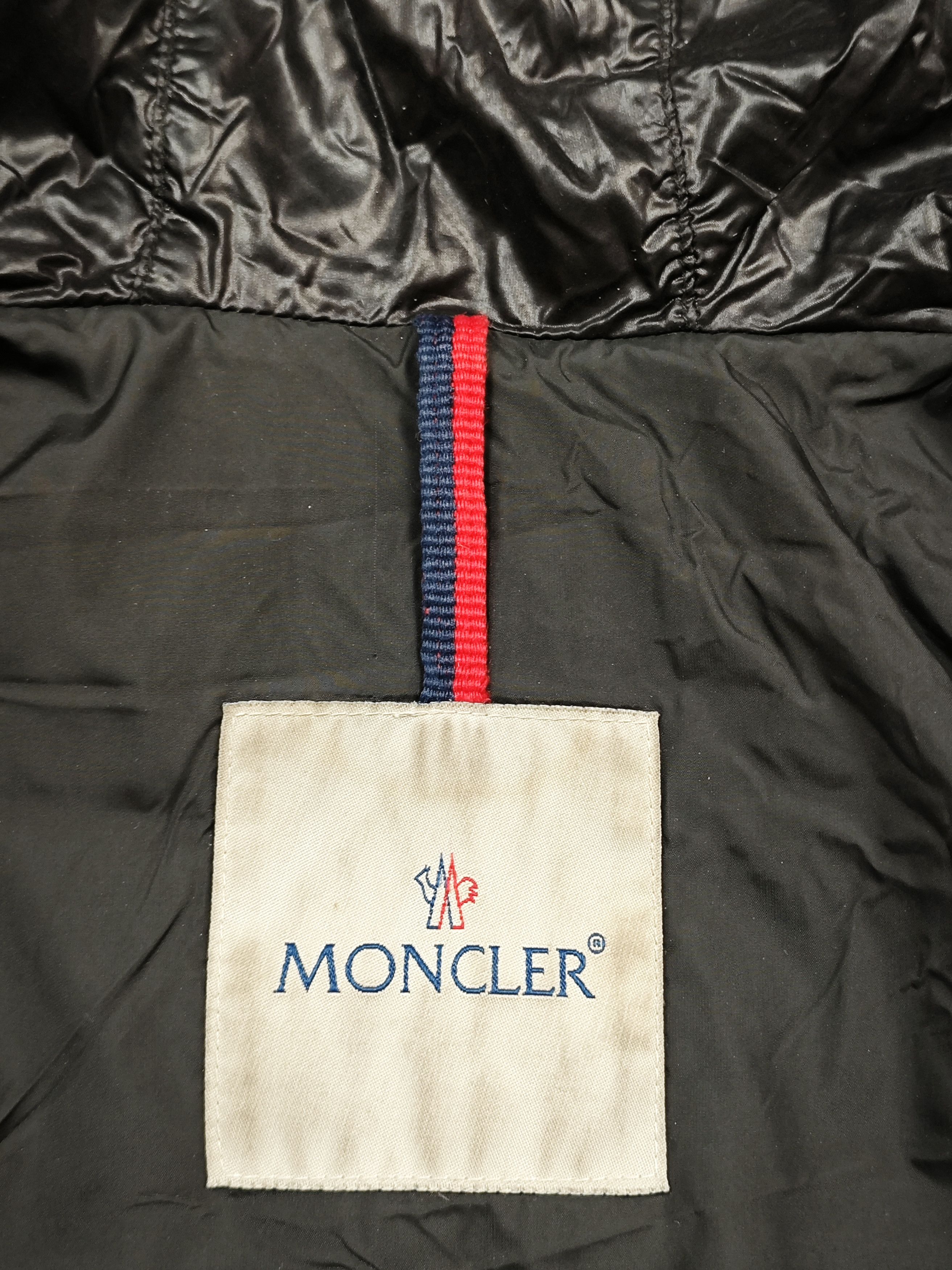 Moncler Moncler Down jacket Size S / US 4 / IT 40 - 11 Thumbnail