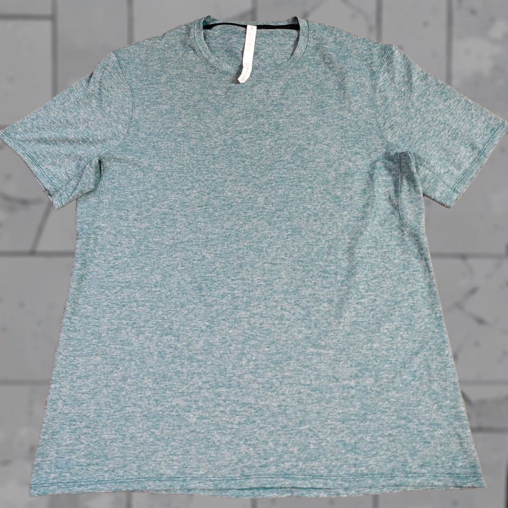 Lululemon Lululemon Shirt Blue Heather Crew Neck Drysense Athletic Regular Size L Men T-Shirt Short Sleeve Cotton Blend Blended Fabric Vintage No Size US L / EU 52-54 / 3 - 1 Thumbnail