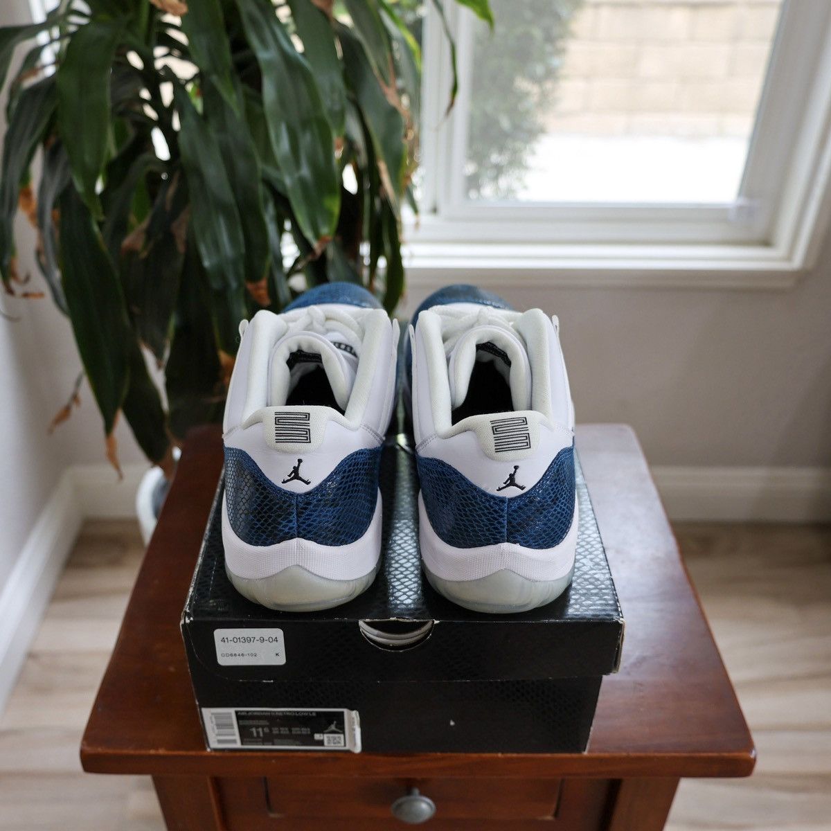 Jordan Brand × Nike Air Jordan 11 Retro Low Navy Snake Skin 2019 Size US 11.5 / EU 44-45 - 3 Thumbnail