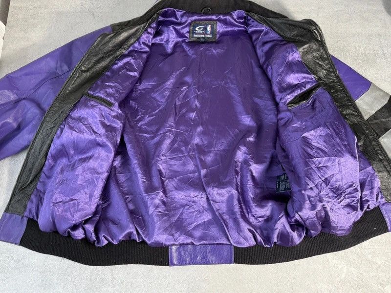 NBA Sacramento Leather Jacket Size US XL / EU 56 / 4 - 10 Thumbnail