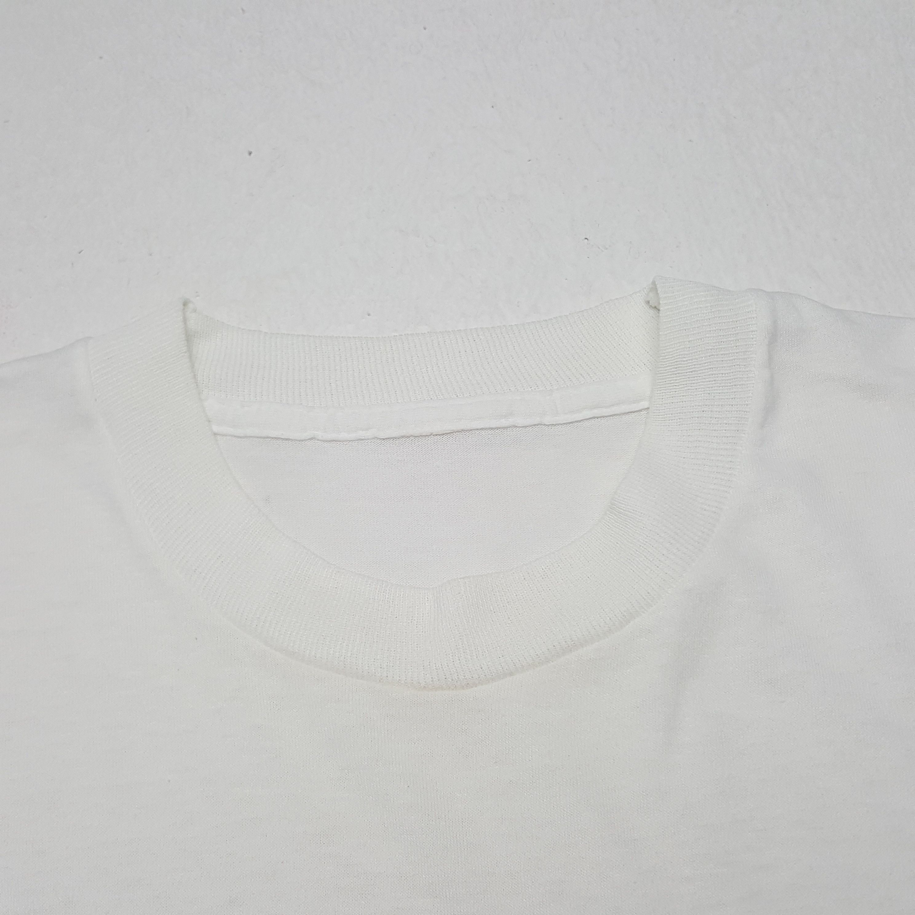 Vintage Vintage United National Tshirt Size US M / EU 48-50 / 2 - 4 Thumbnail