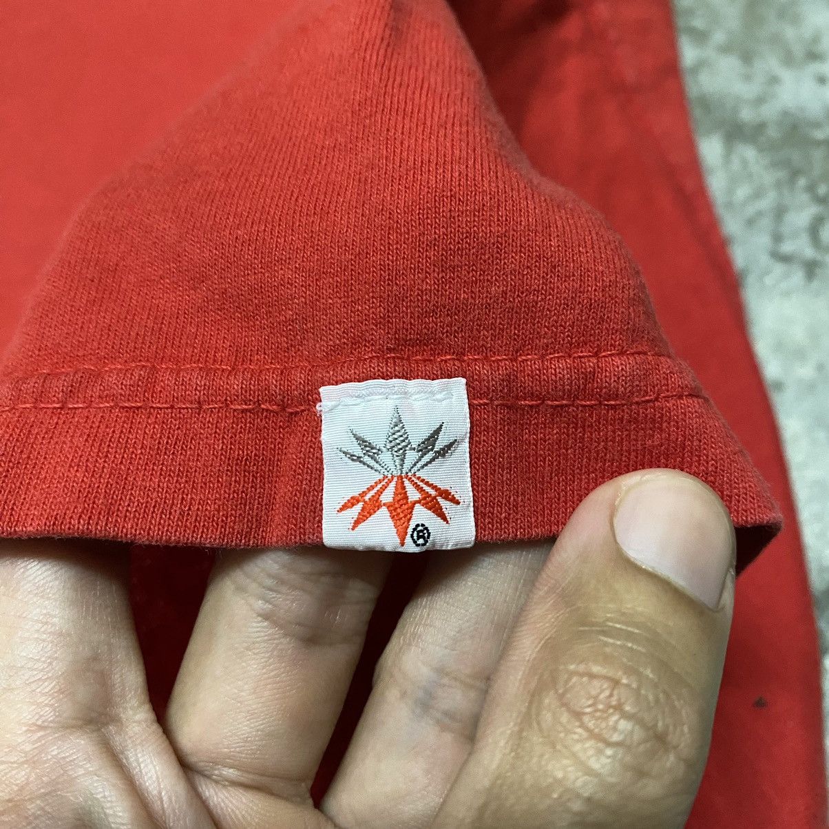 Devilock × Japanese Brand × Vintage VINTAGE 1999 DEVILOCK BOX LOGO T SHIRT Size US L / EU 52-54 / 3 - 9 Thumbnail