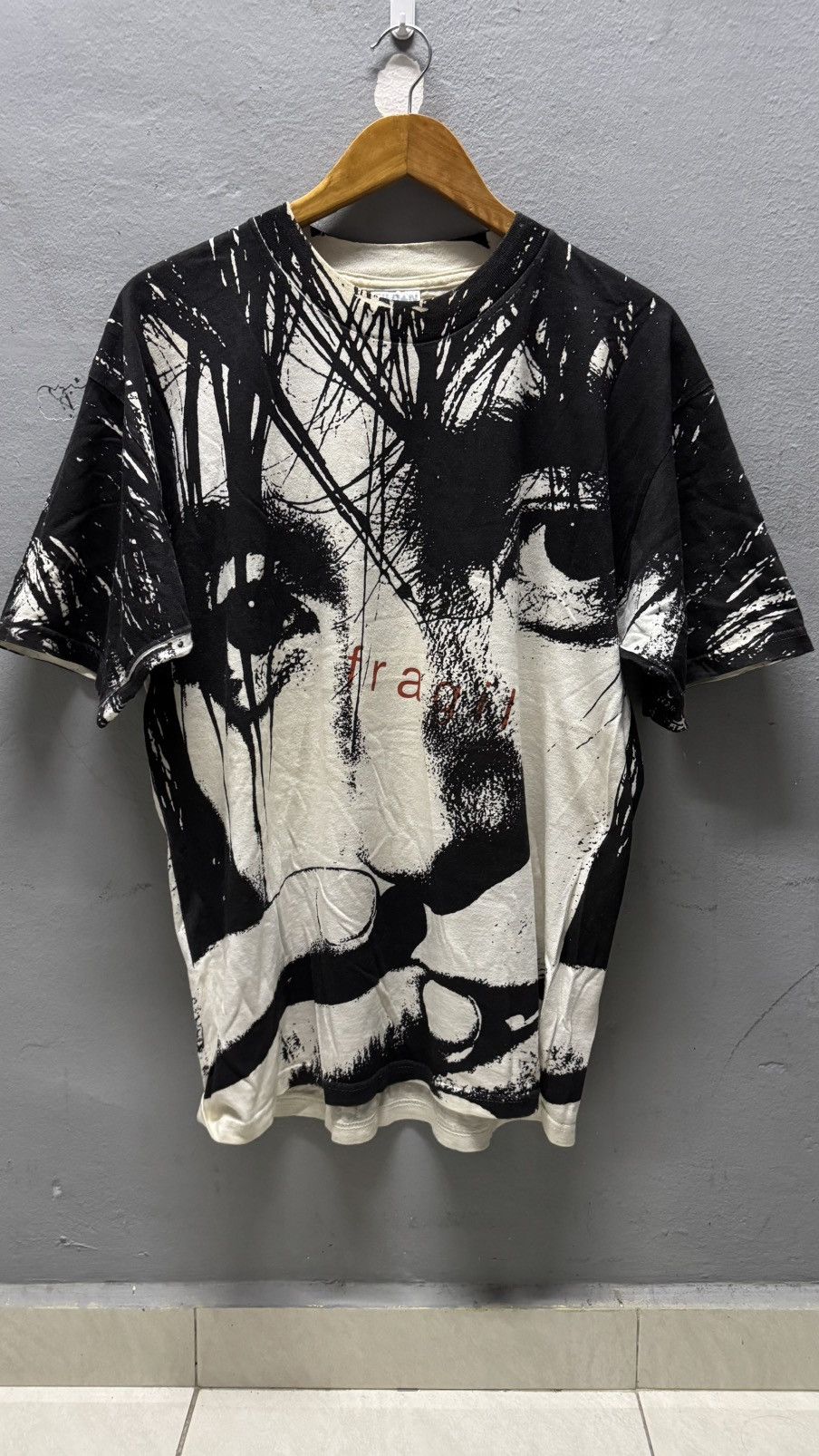 Vintage Vintage 90s Fragile Full Print Size US L / EU 52-54 / 3 - 1 Thumbnail