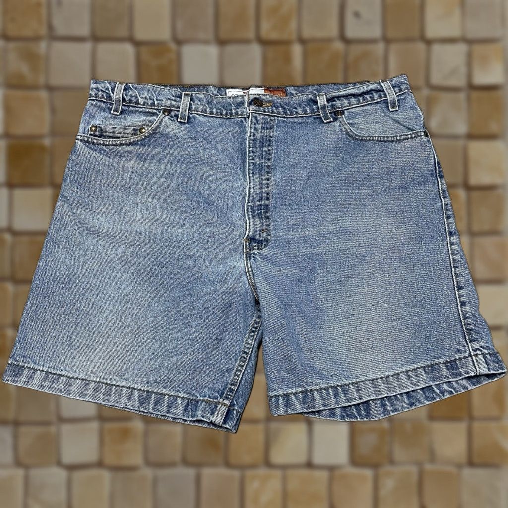Levi's VINTAGE Levi's 540 Bermuda Shorts Men’s Size 42 Blue Relaxed Fit Size US 42 / EU 58 - 1 Thumbnail
