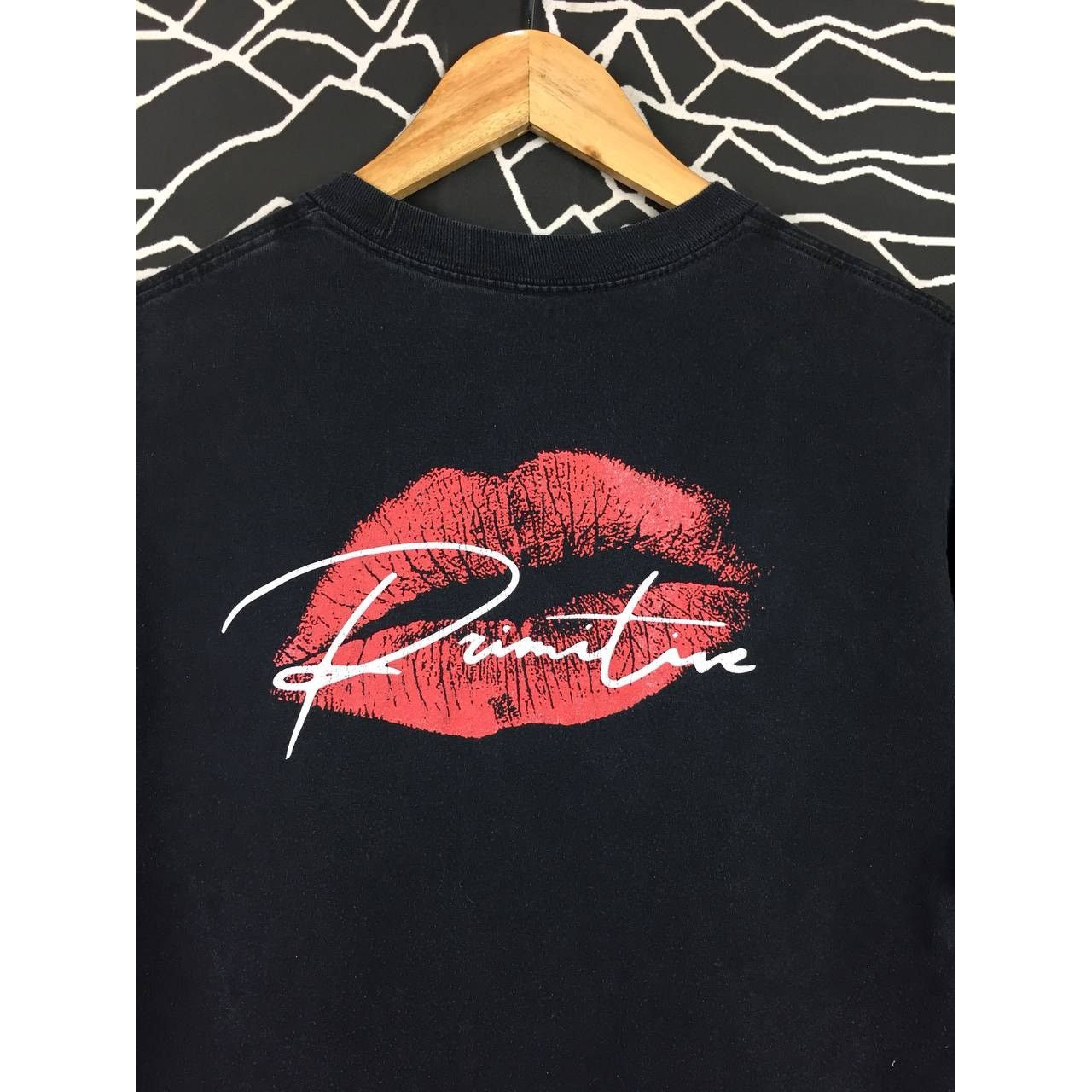 Primitive Primitive Skateboarding Lover Sexy Lips Graphic Tee Size M Size US M / EU 48-50 / 2 - 3 Thumbnail