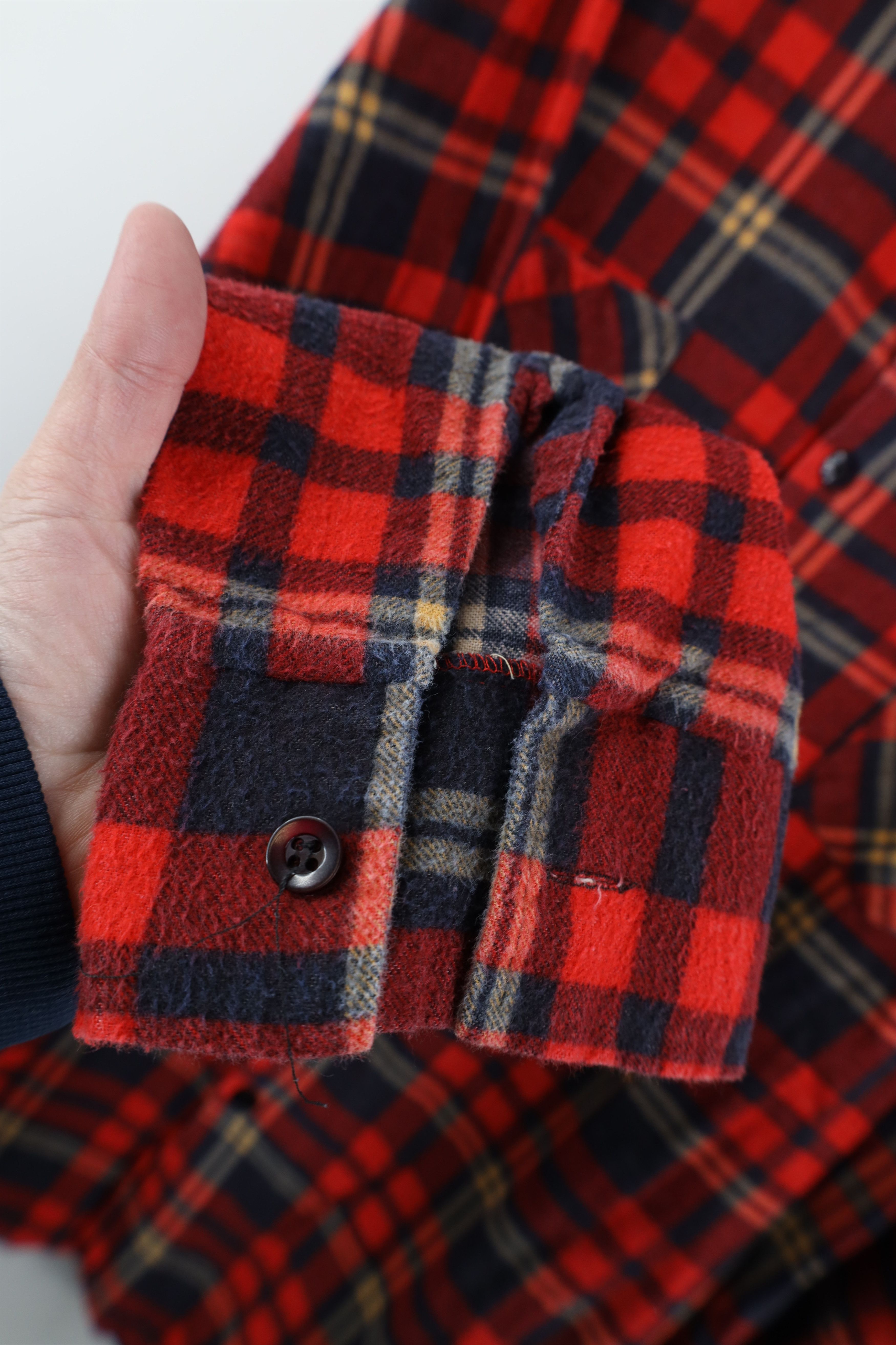 Vintage Vintage 70s Streetwear Collared Button Shirt Red Plaid Size US XXL / EU 58 / 5 - 9 Thumbnail