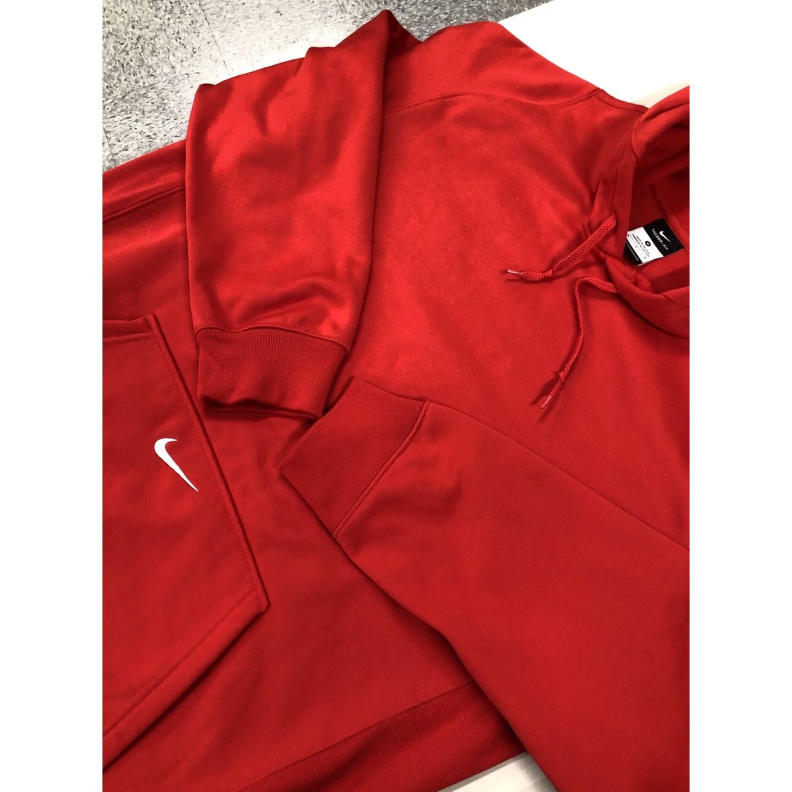 Nike VINTAGE Nike Therma Fit Center Pocket Swoosh Pullover Hoodie Men Red M inches Travis Scott Vibe? Size US M / EU 48-50 / 2 - 3 Thumbnail