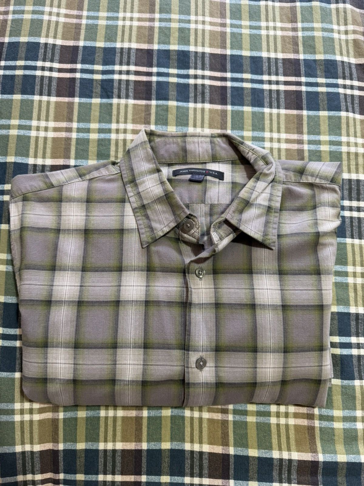 John Varvatos NWOT John Varvatos Green Shirt Size US L / EU 52-54 / 3 - 3 Thumbnail
