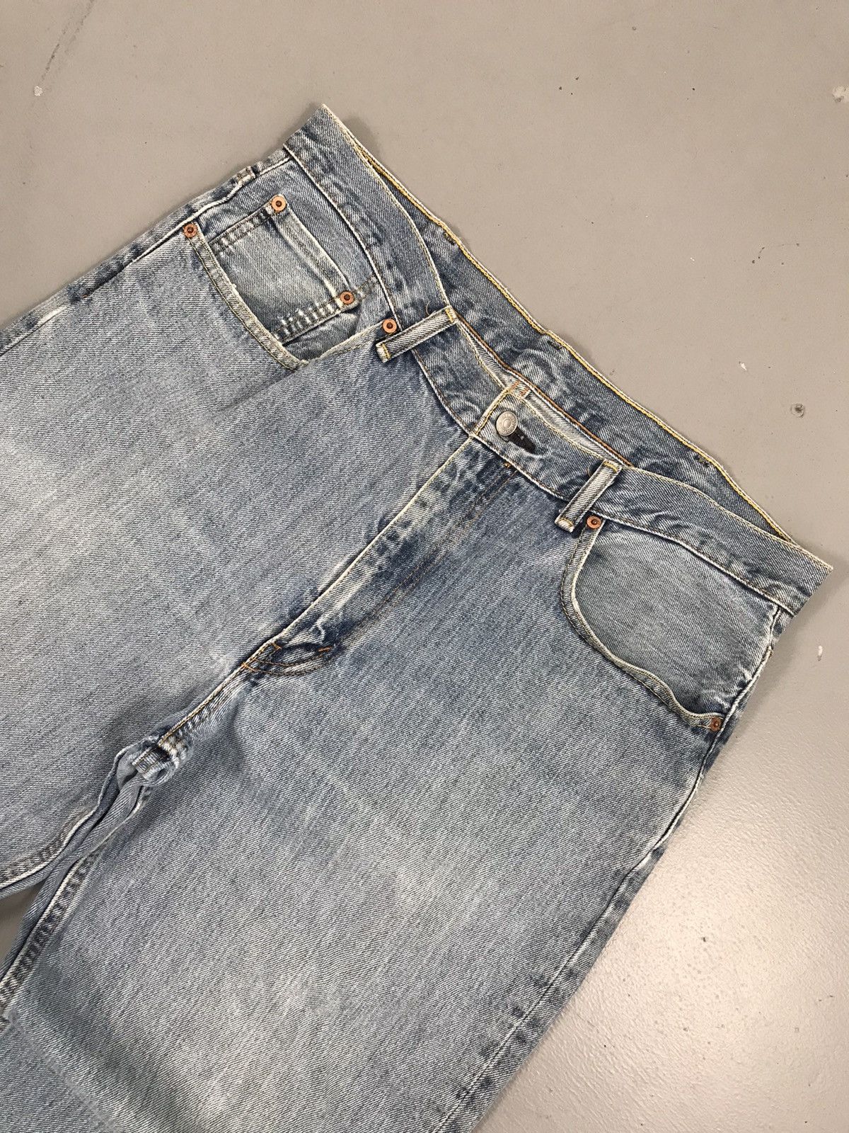 Levi's × Vintage Vintage Levi’s 90s 550 straight fit denim Size US 38 / EU 54 - 4 Thumbnail