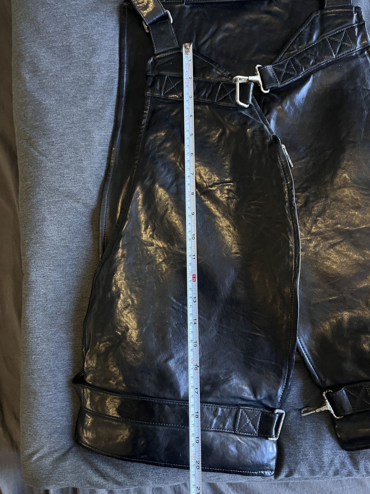 Carol Christian Poell Carol Christian Poell Black Horse Leather Vest Bag Size US L / EU 52-54 / 3 - 6 Thumbnail
