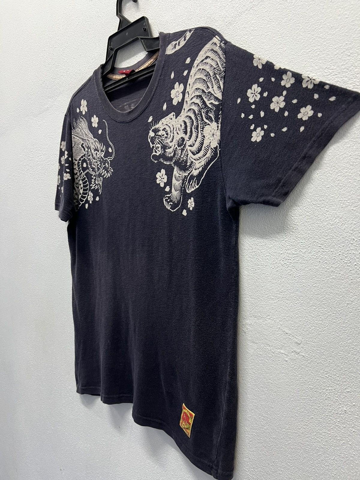 Japanese Brand × Vintage VINTAGE SAFETY MATCHES TIGER DRAGON MADE IN JAPAN SHIRT Size US M / EU 48-50 / 2 - 3 Thumbnail