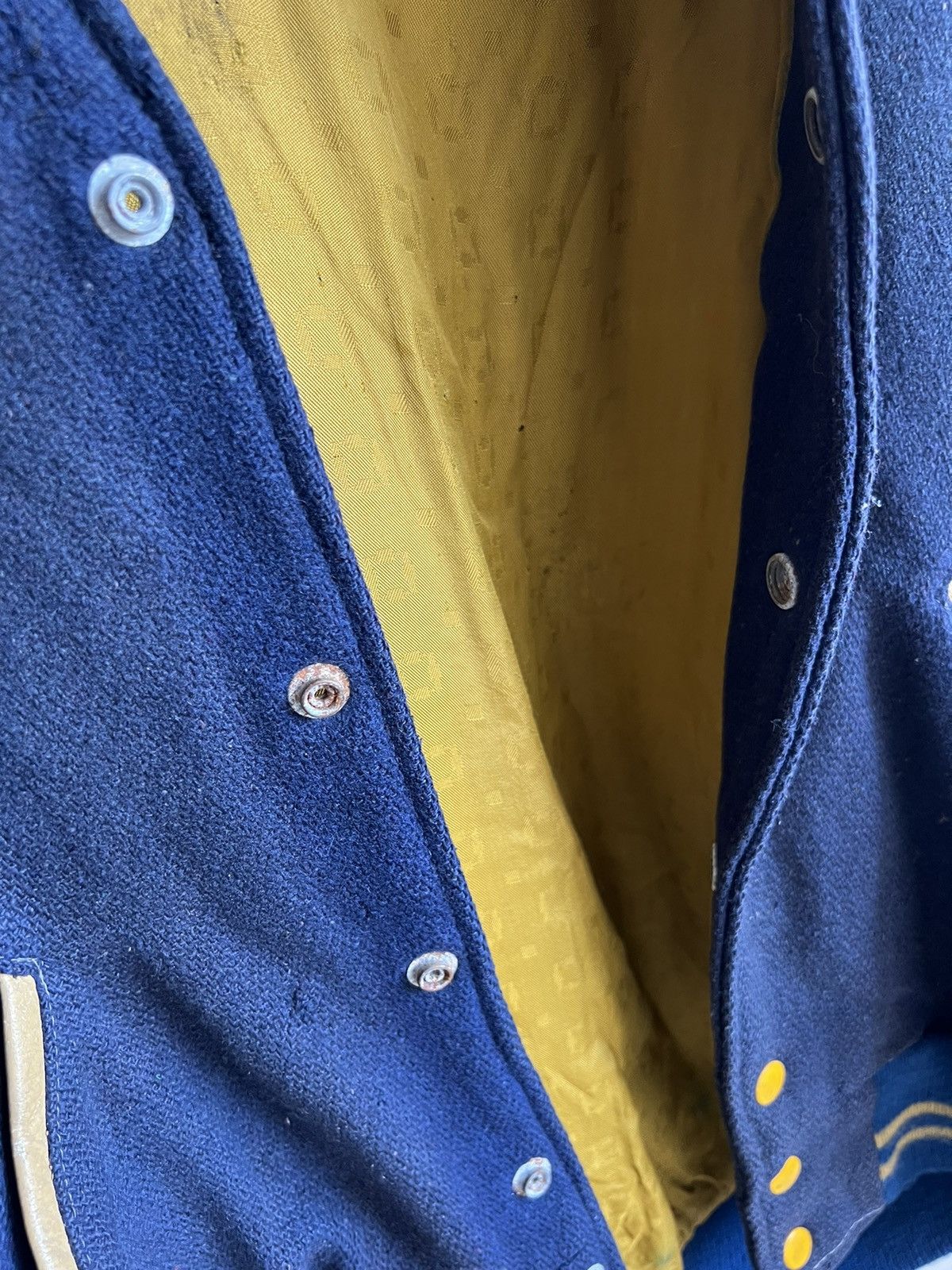 Vintage 60s-70s Distressed Vintage Butwin Varsity Jacket Size US M / EU 48-50 / 2 - 7 Thumbnail
