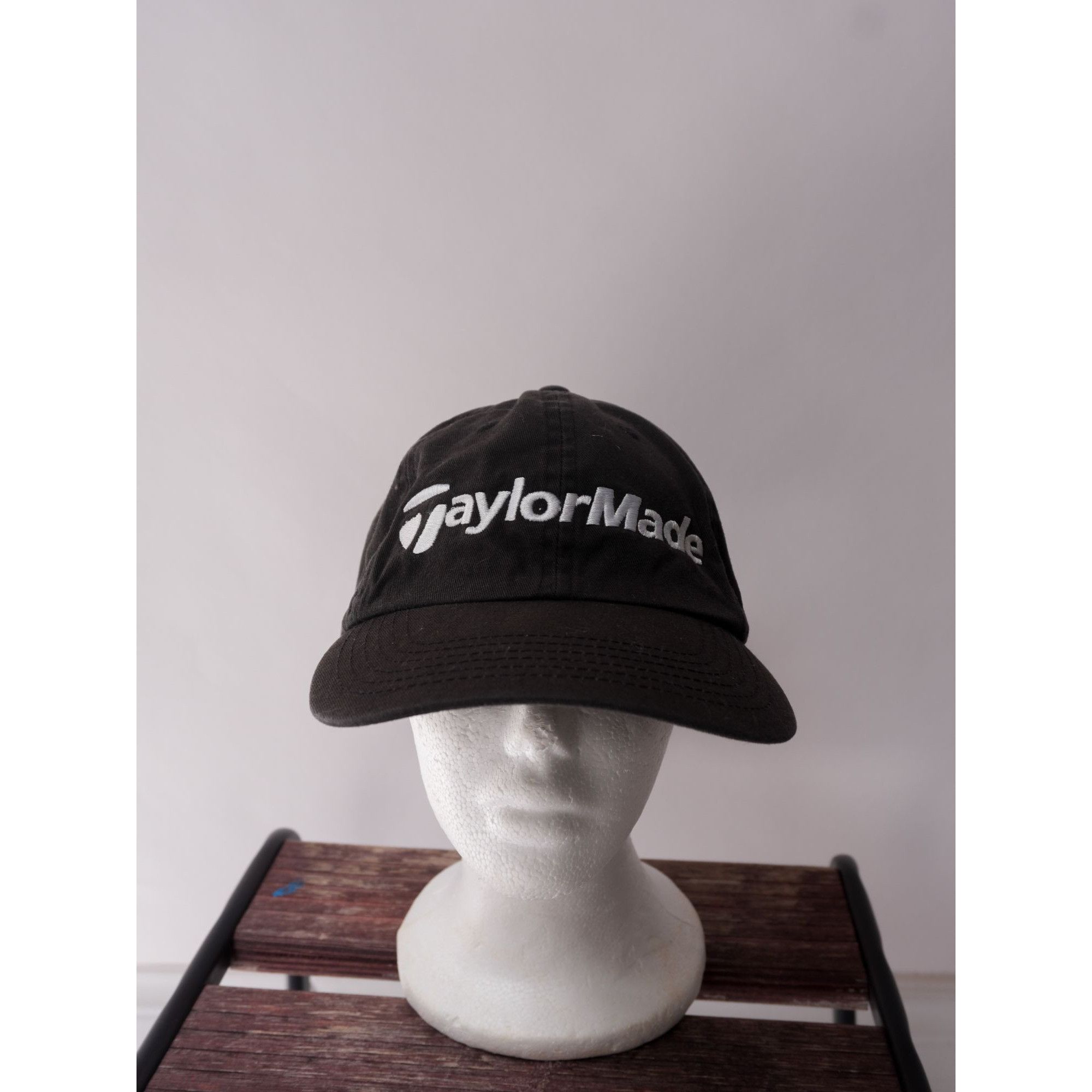 TaylorMade Taylor Made R5 Golf Hat Size ONE SIZE - 1 Thumbnail