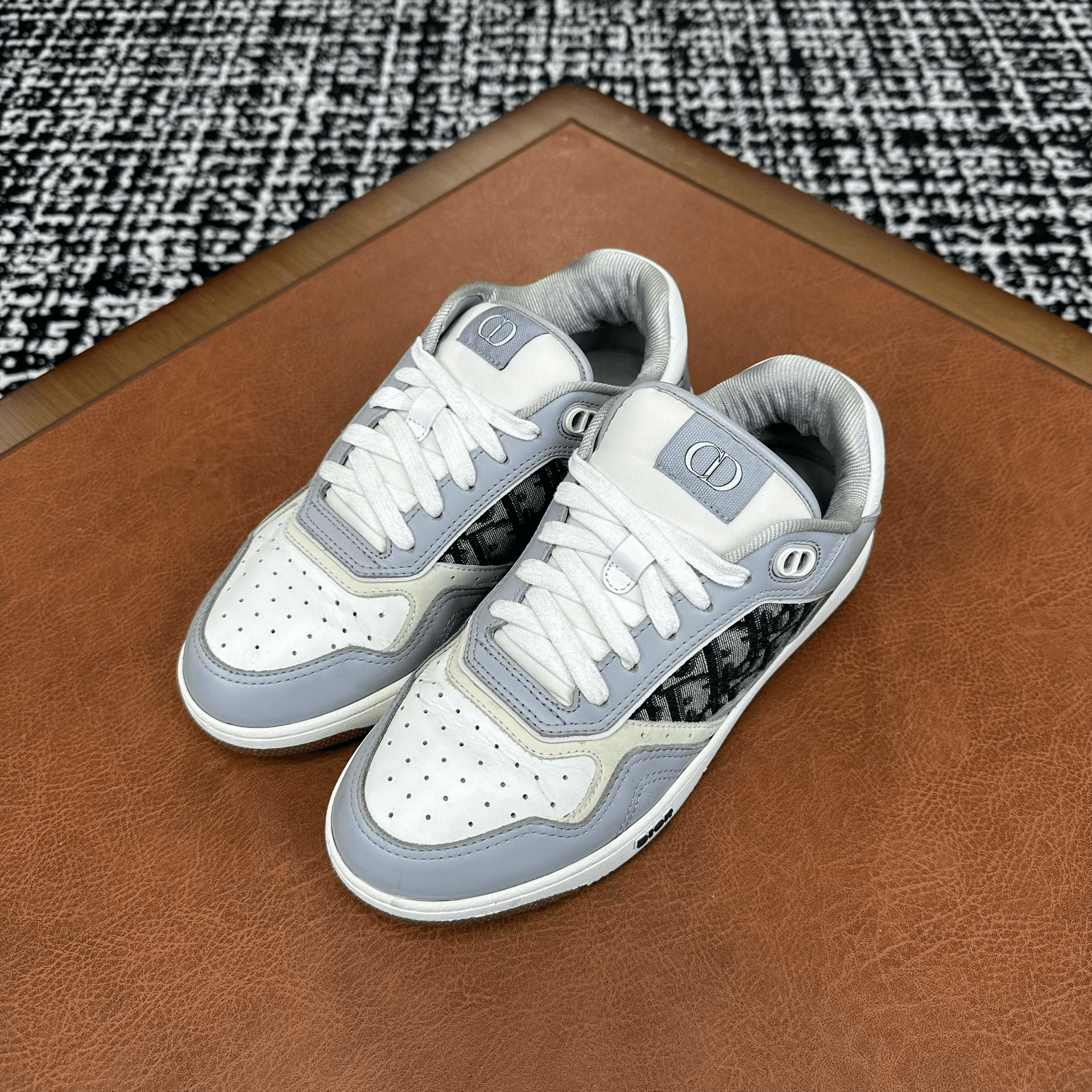 Dior Dior White Lowtop Sneakers it_38 Women Size US 8 / IT 38 - 1 Thumbnail