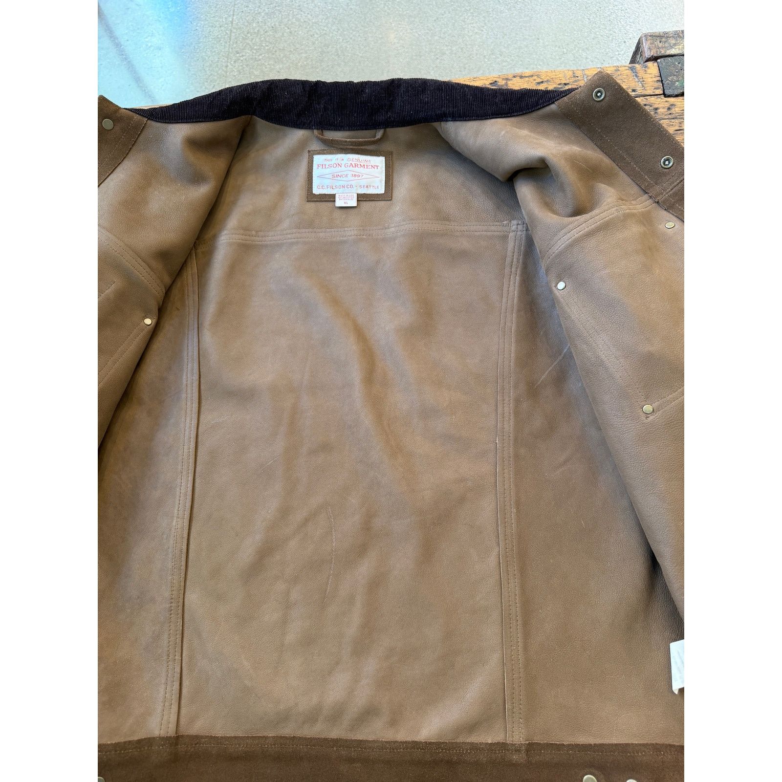 Filson Filson Roughout Leather Short Cruiser Jacket Size US XL / EU 56 / 4 - 4 Thumbnail