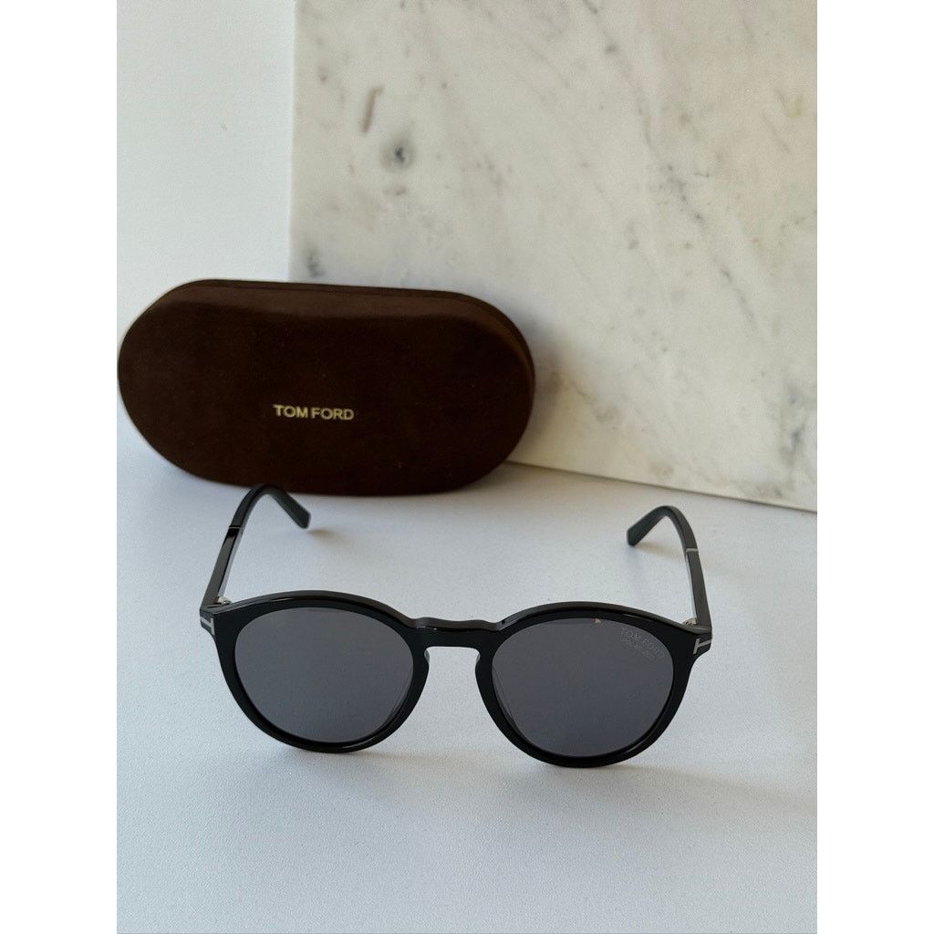 Tom Ford NEW Tom Ford FT1021-N Elton Round Sunglasses Black Polarized Size ONE SIZE - 5 Thumbnail