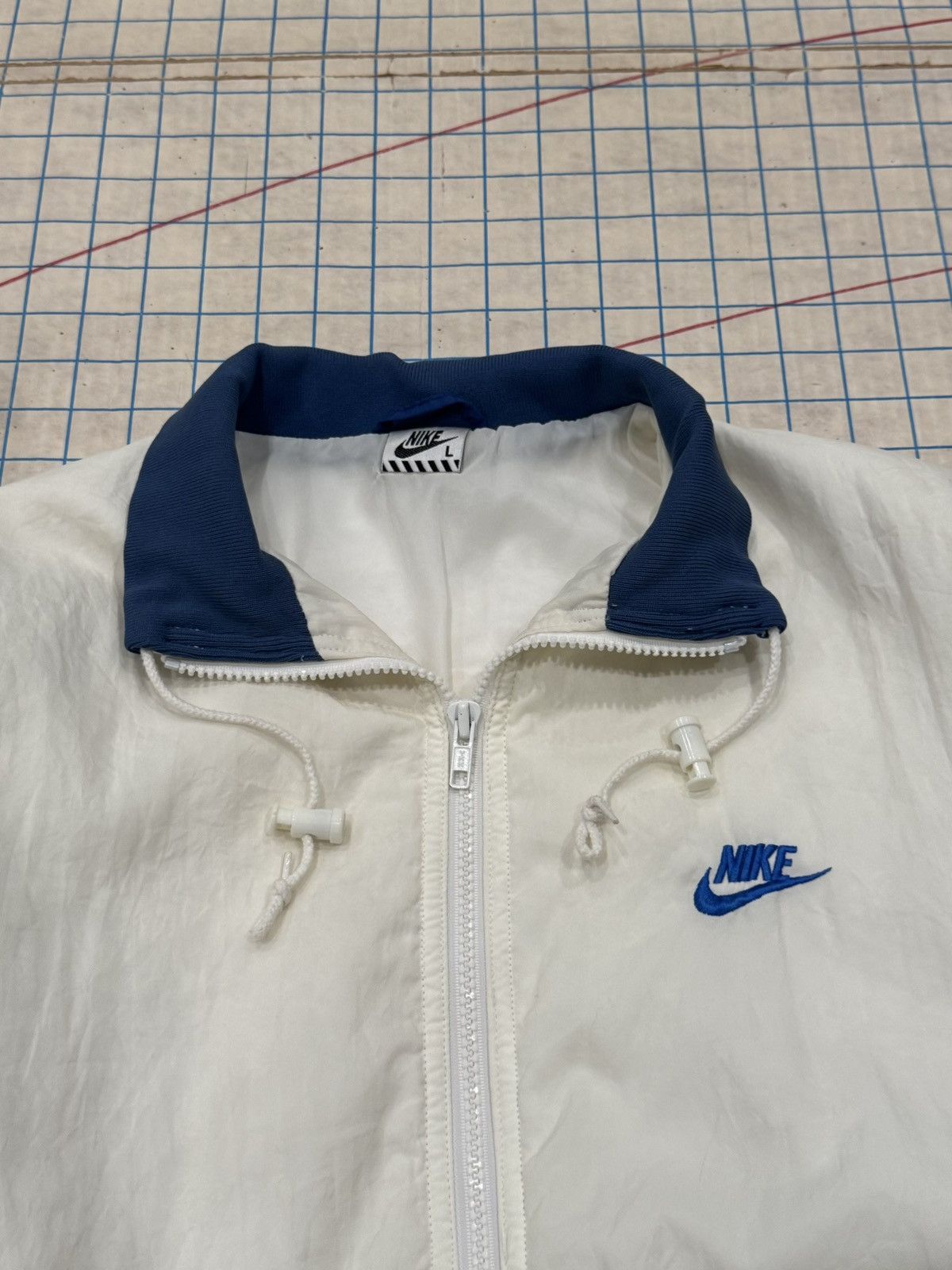 Nike Rare Vintage 80’s Nike Beaverton Oregon Full Zip Jacket Lrg Size US L / EU 52-54 / 3 - 7 Thumbnail