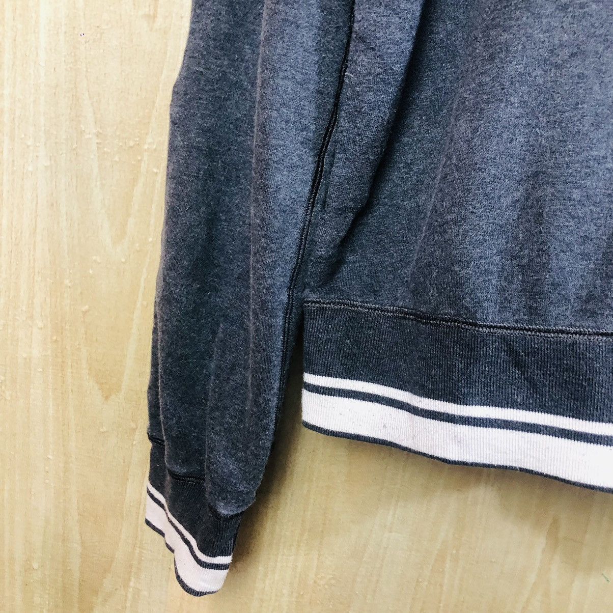 Dolce & Gabbana DOLCE AND GABBANA KNITWEAR CROWN LOGO HOODIE Size US M / EU 48-50 / 2 - 7 Thumbnail