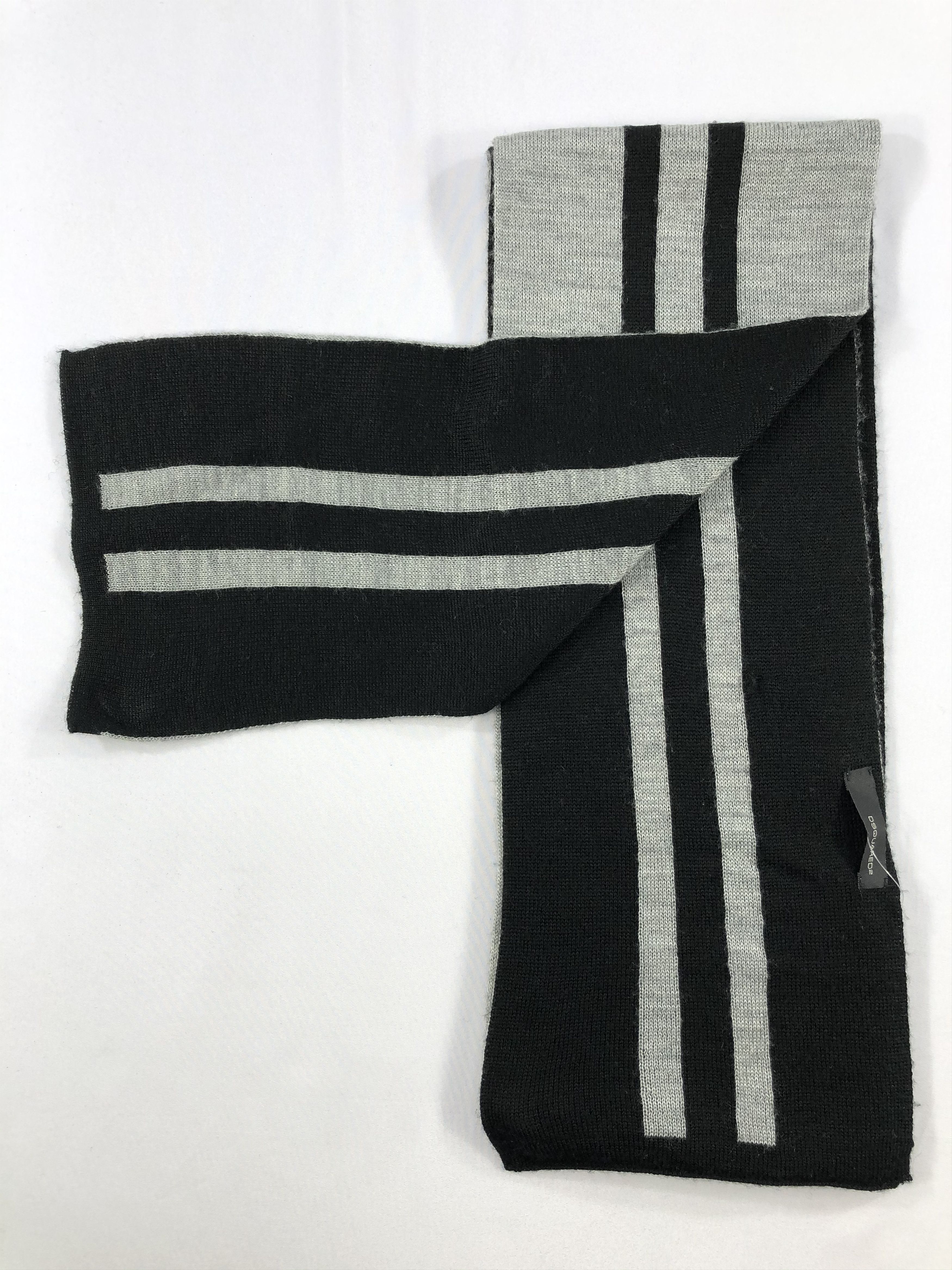 Dsquared2 Vintage Dsquared2 Scarf/Muffler/Neckwear MF1788 Size ONE SIZE - 4 Thumbnail