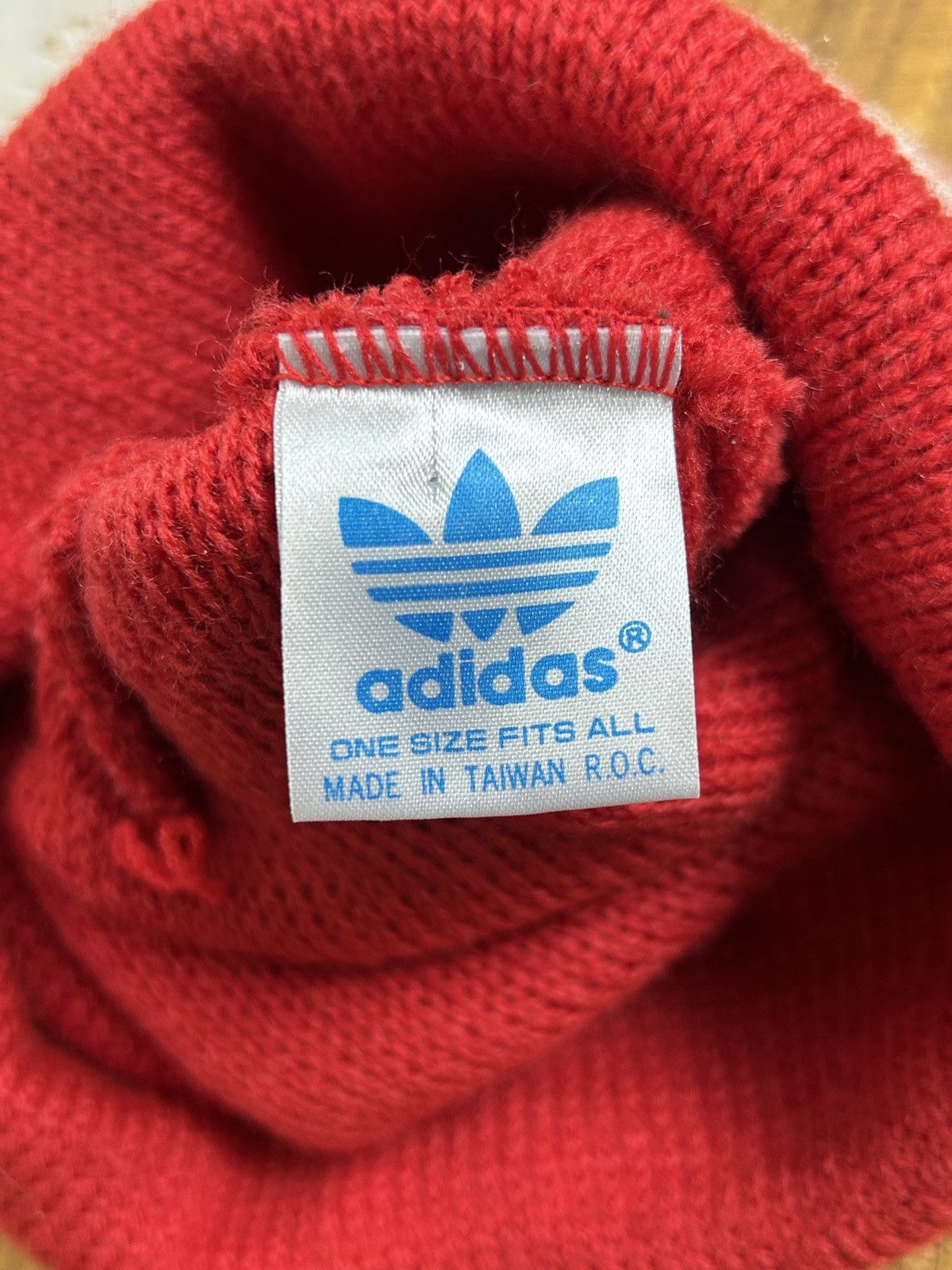 Adidas 70s/80s Adidas PSV Eindhoven Acrylic Beanie Hat Soccer Size ONE SIZE - 5 Thumbnail