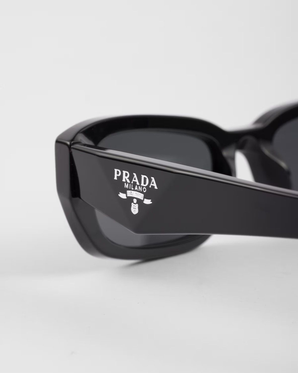 Prada NEW Prada Symbole sunglasses PR B06S 16K08Z Size ONE SIZE - 5 Thumbnail